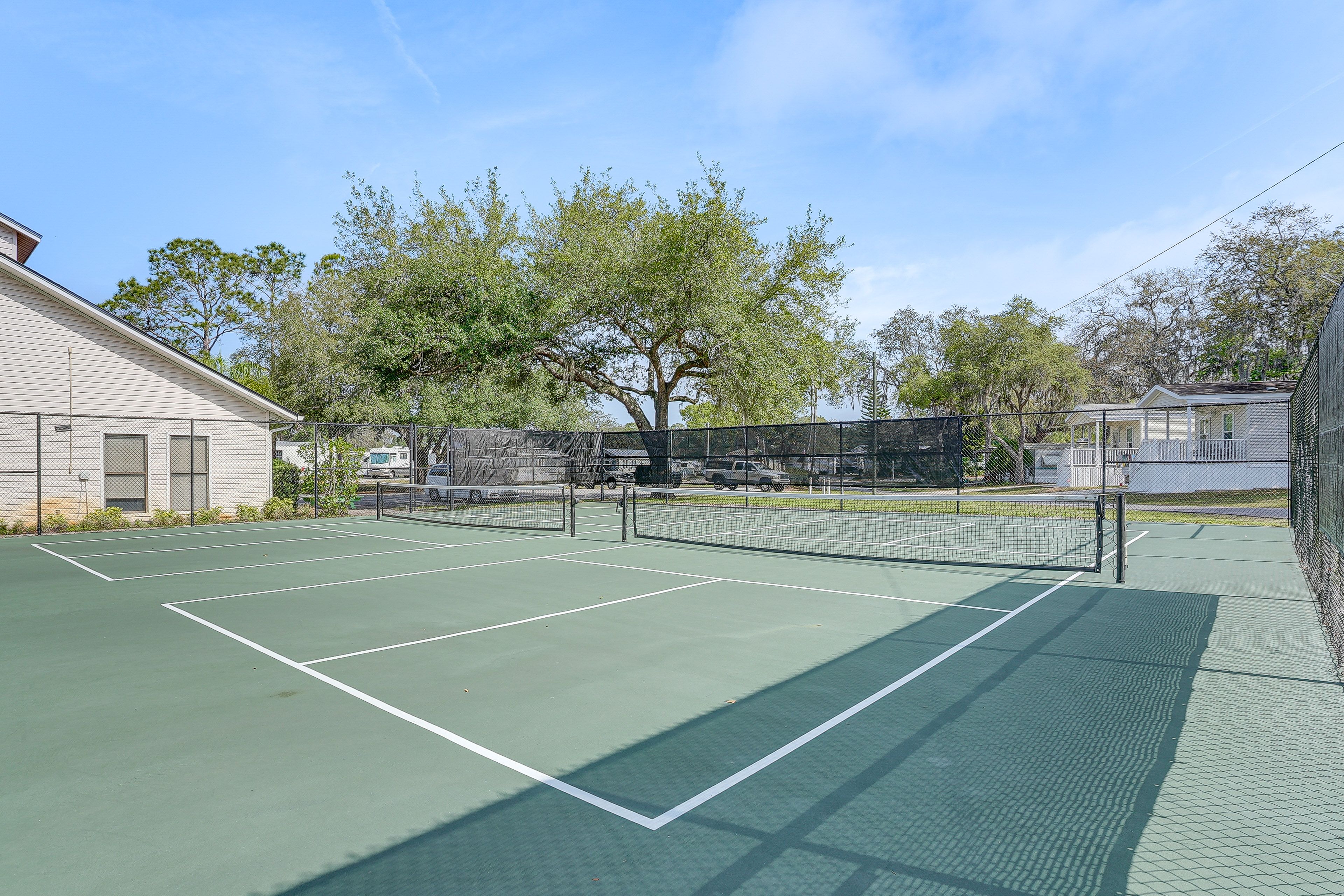 Kissimmee South Resort | Community Amenities | Tennis & Pickleball Courts
