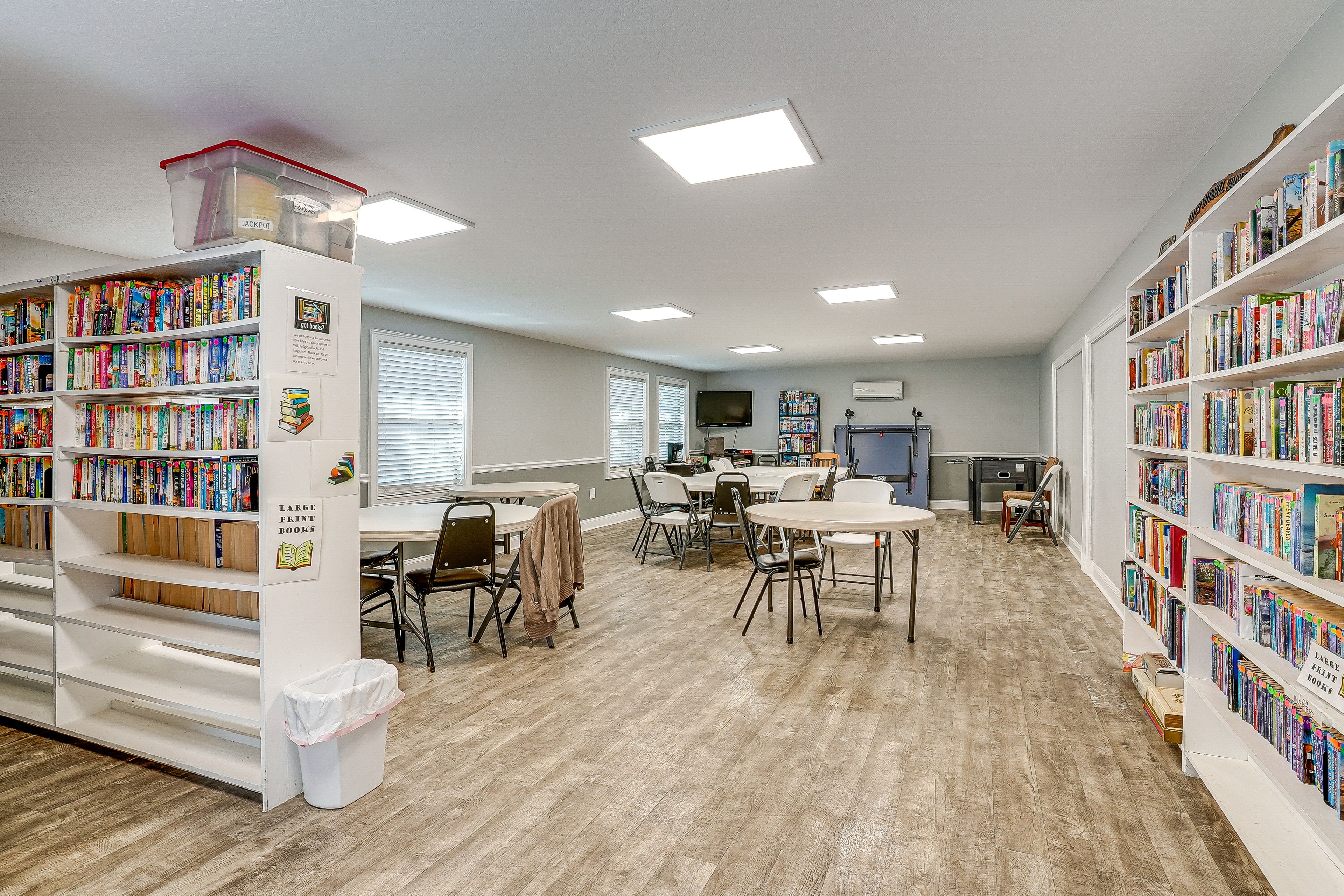 Community Amenities | Library | Game Room