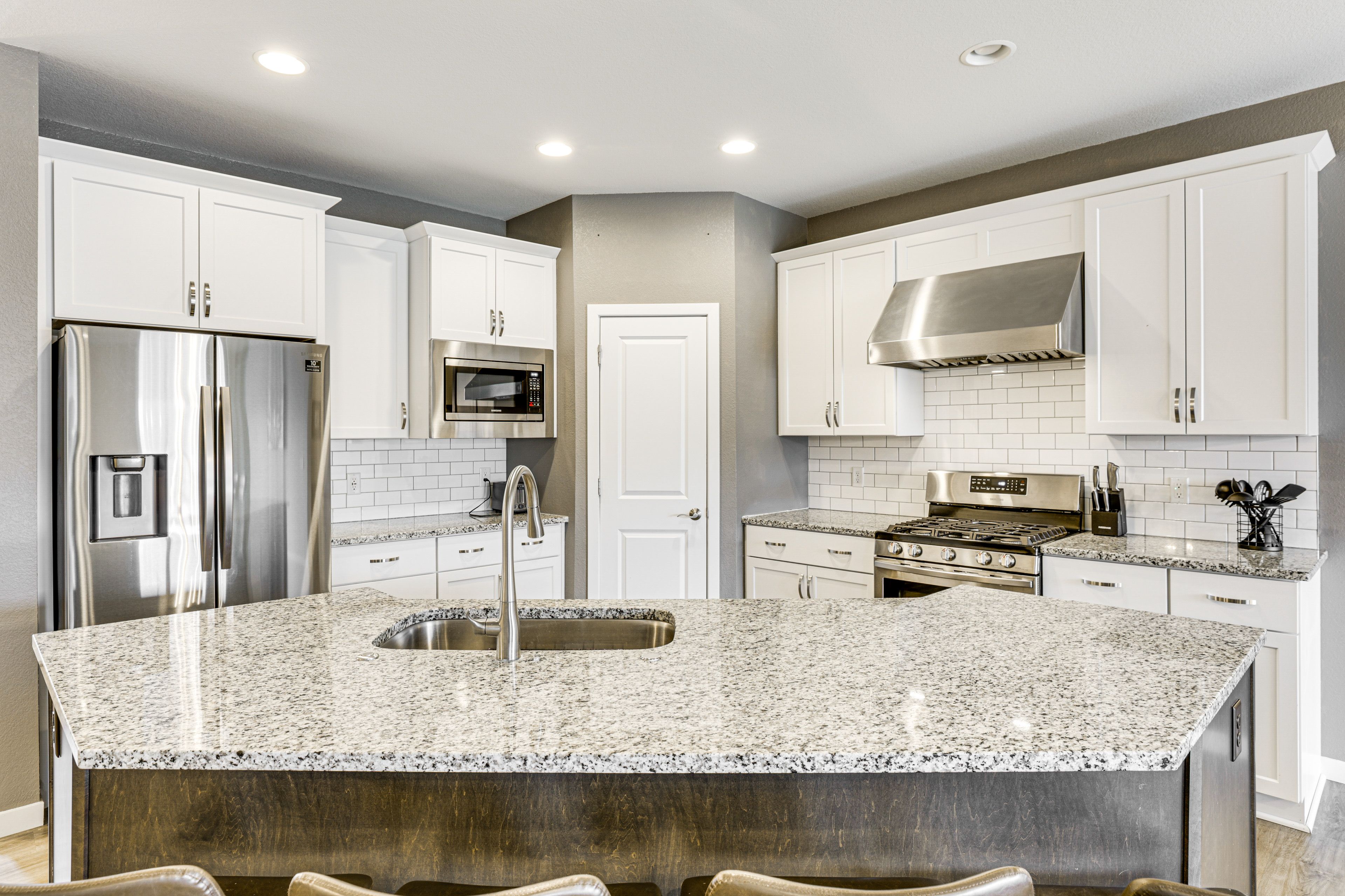 Main Kitchen | Dishwasher | Toaster | Main Level