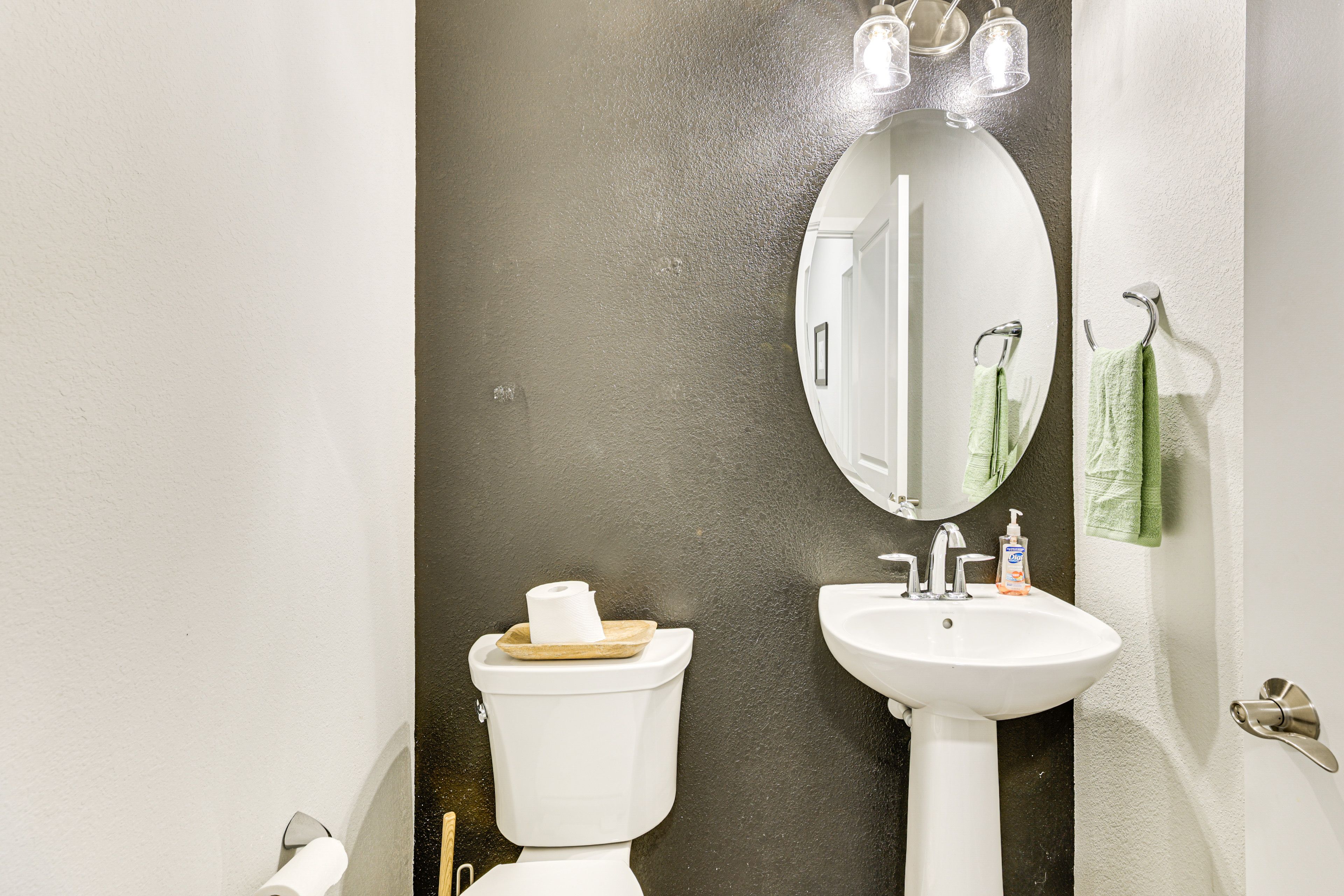 Half Bathroom | Main Level
