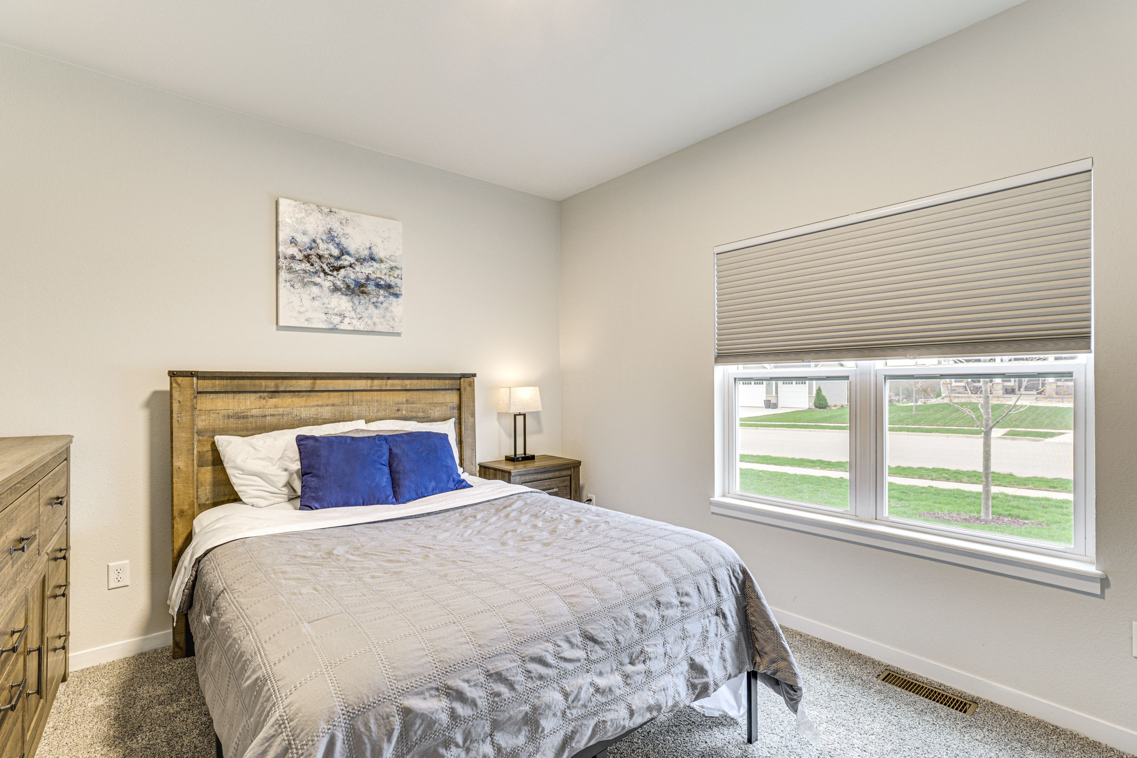 Bedroom 3 | Queen Bed | Main Level