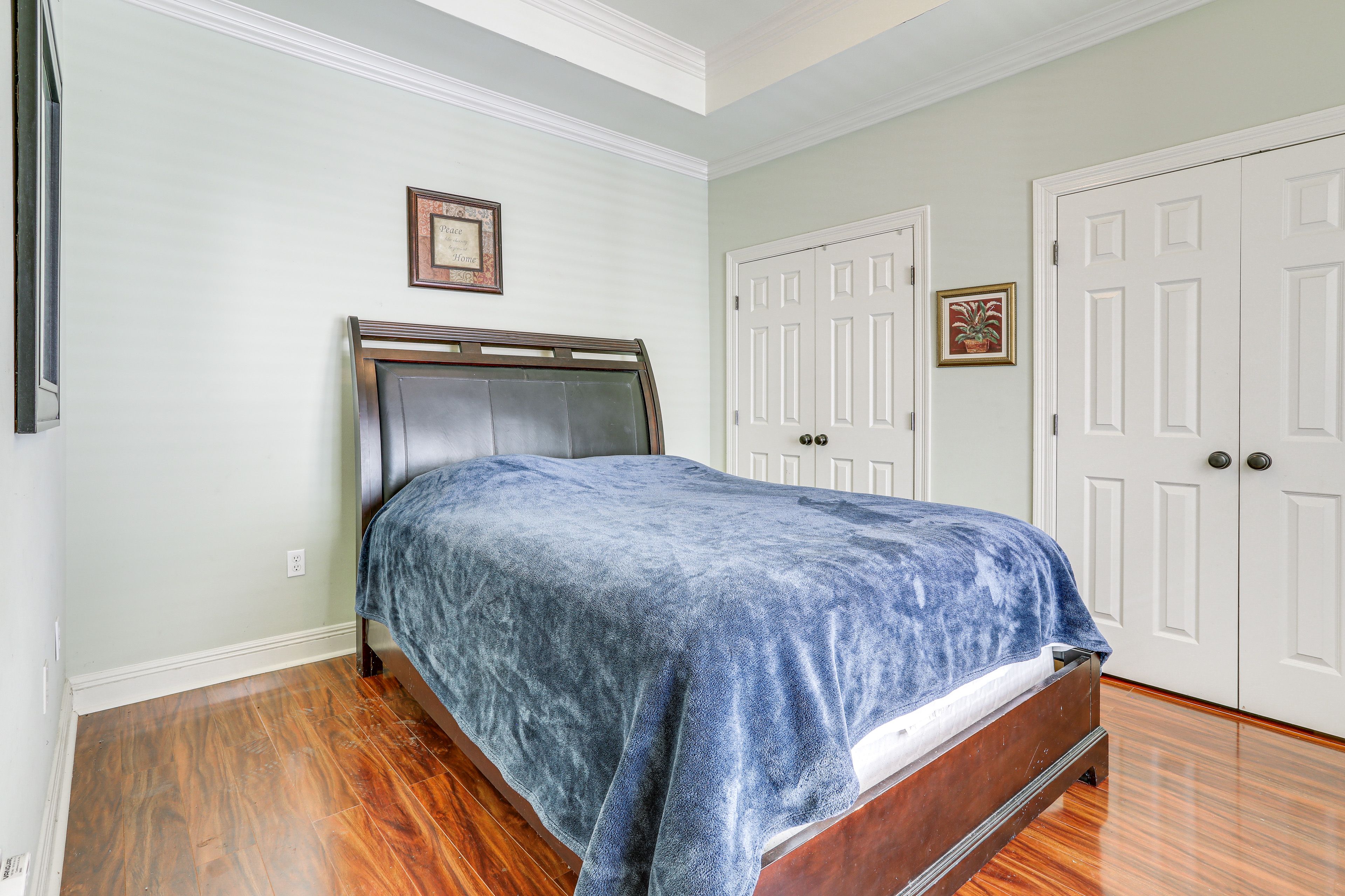 Bedroom 3 | Queen Bed