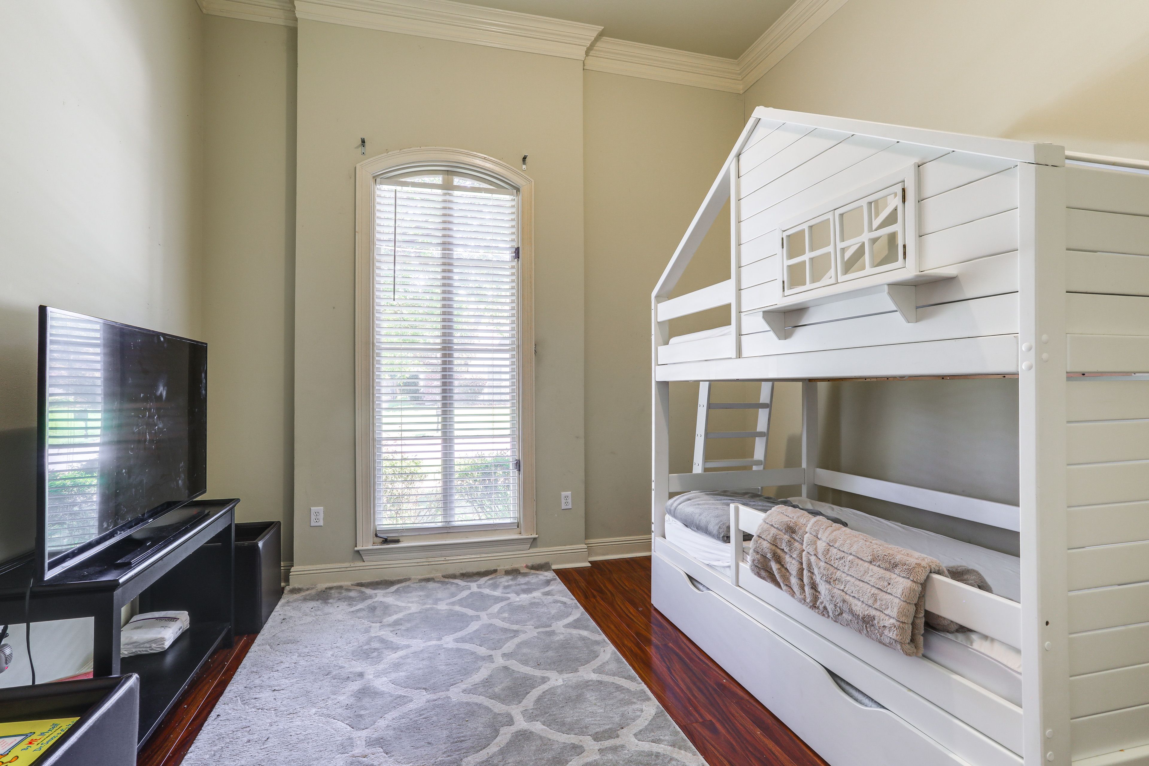 Bedroom 4 | Twin Bunk Bed w/ Twin Trundle