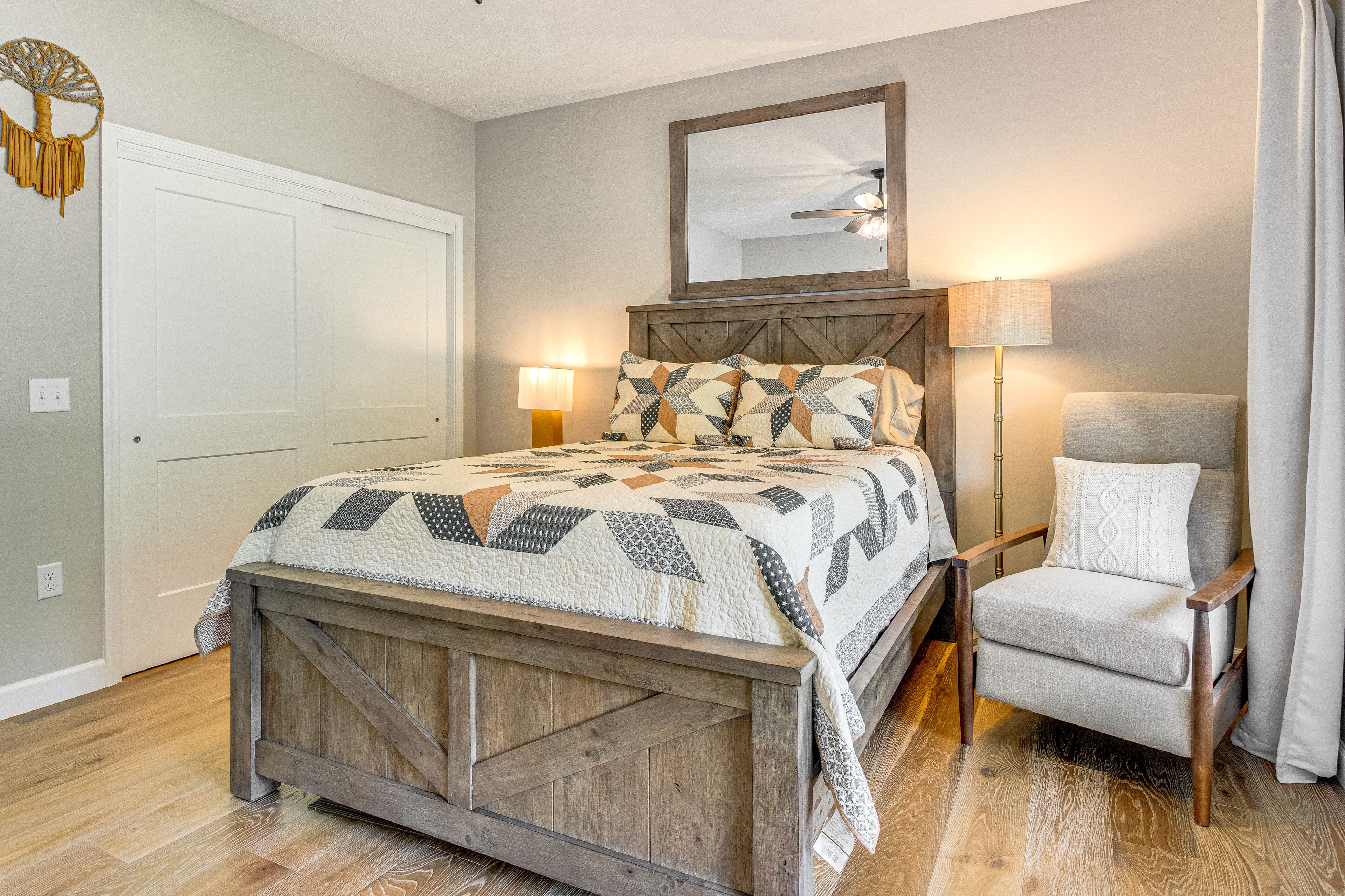 Bedroom 3 | Queen Bed | 1st Floor