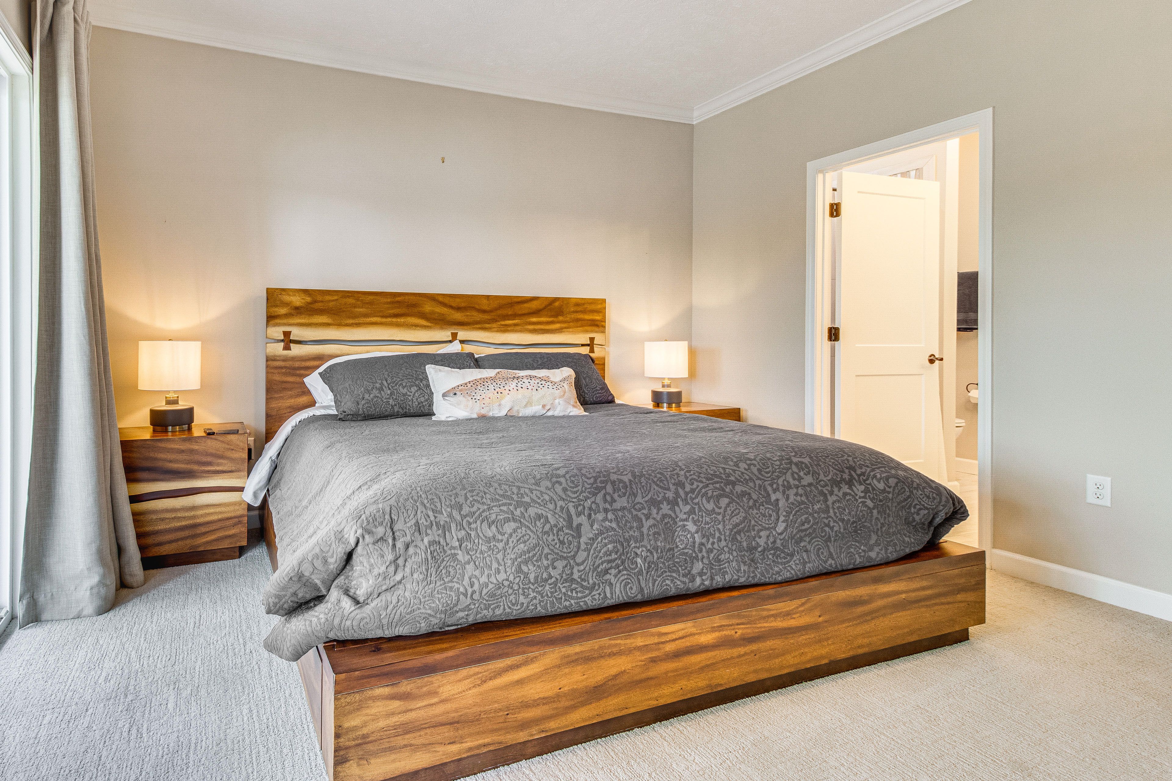 Bedroom 1 | King Bed | 2nd Floor