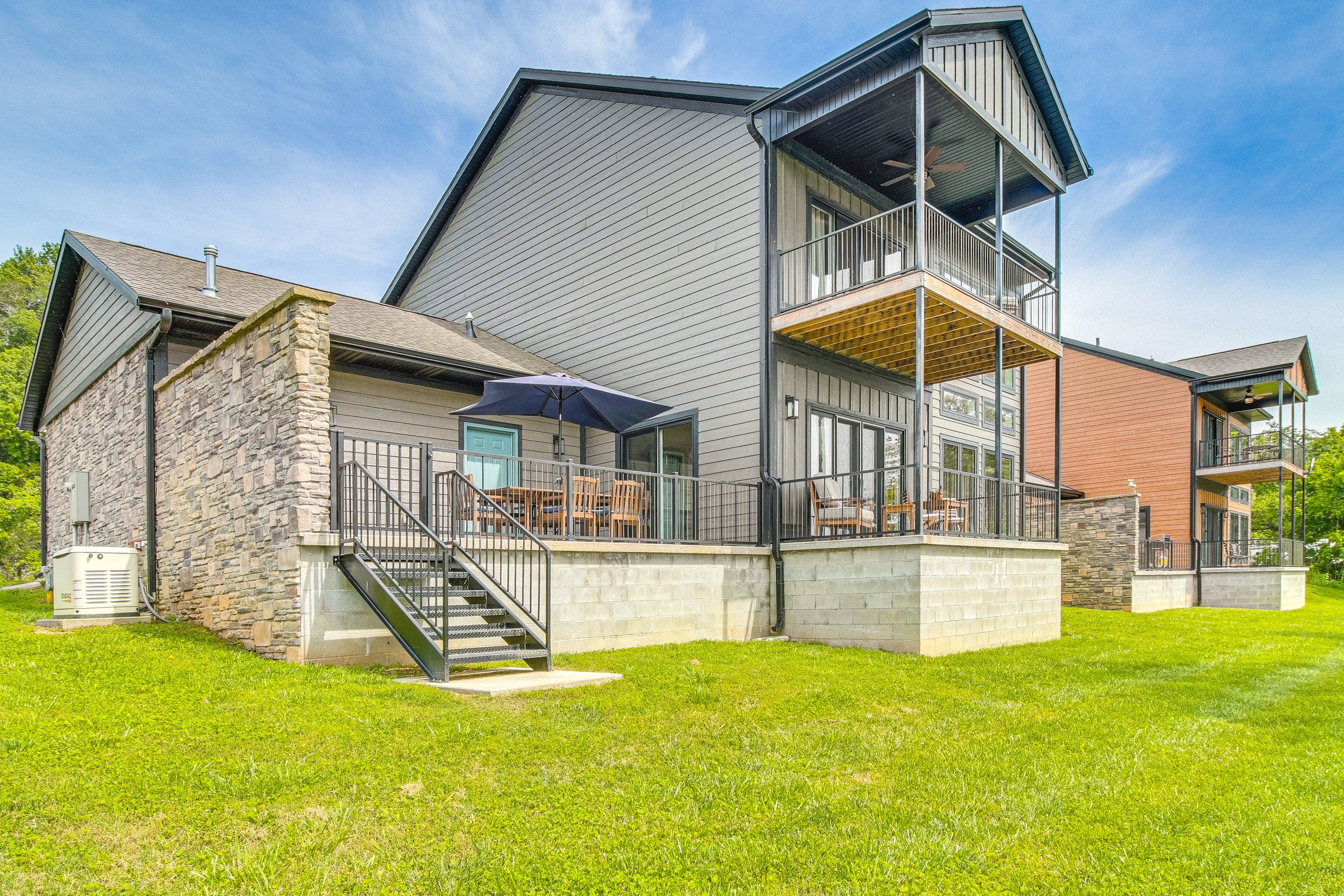 Exterior | Large Yard | White River Access