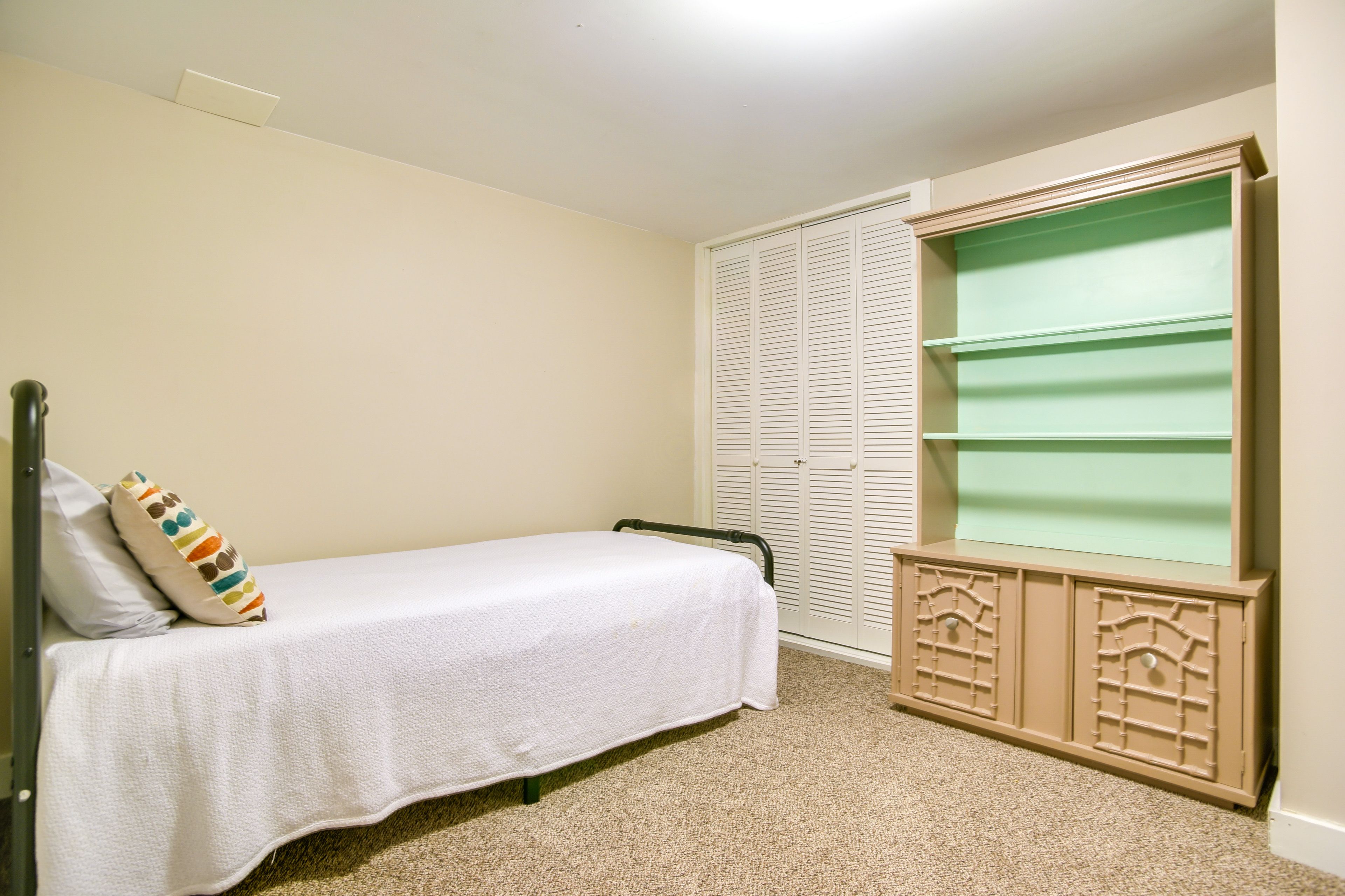 Basement | Twin XL Bed