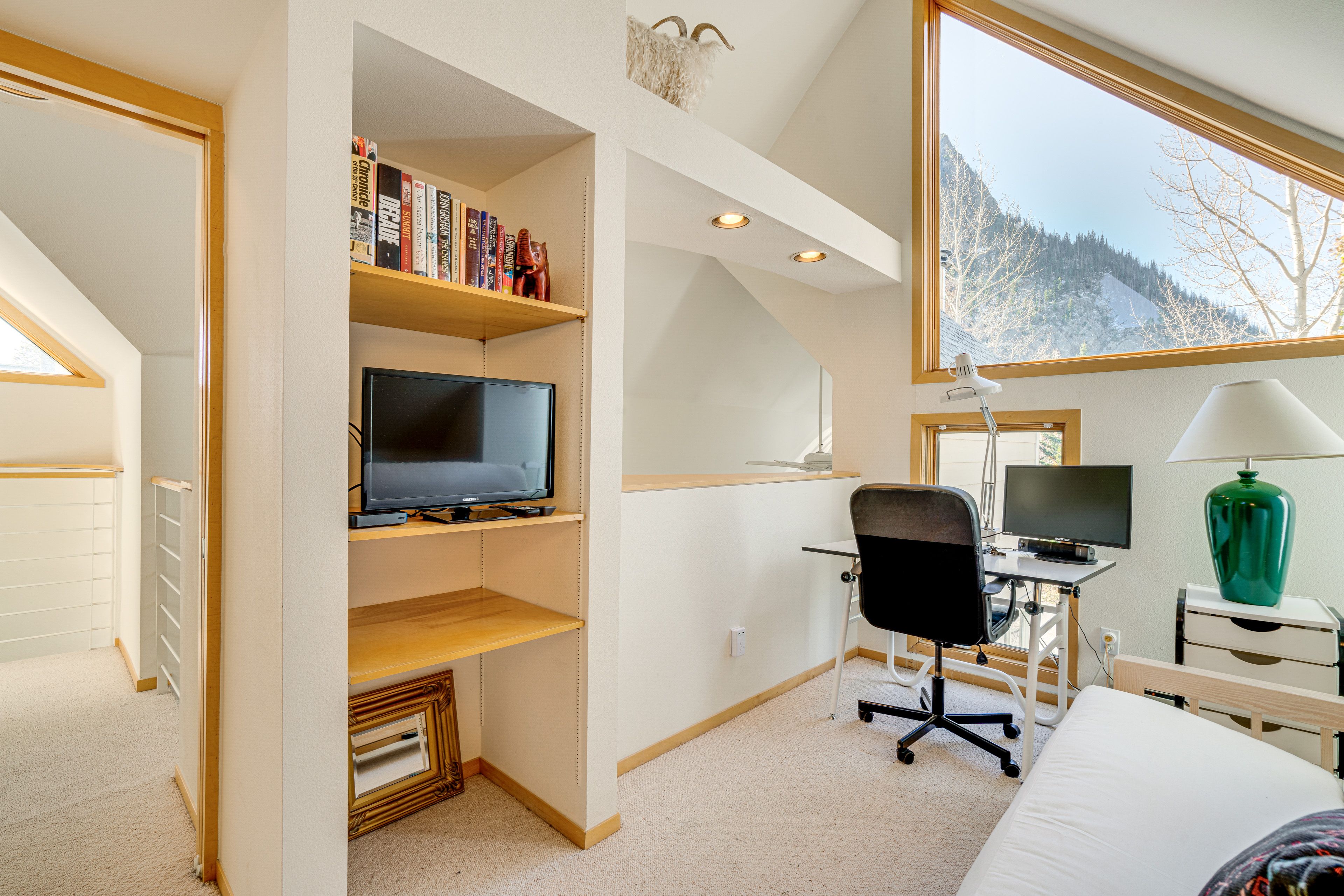 Loft | Dedicated Workspace | 2nd Floor