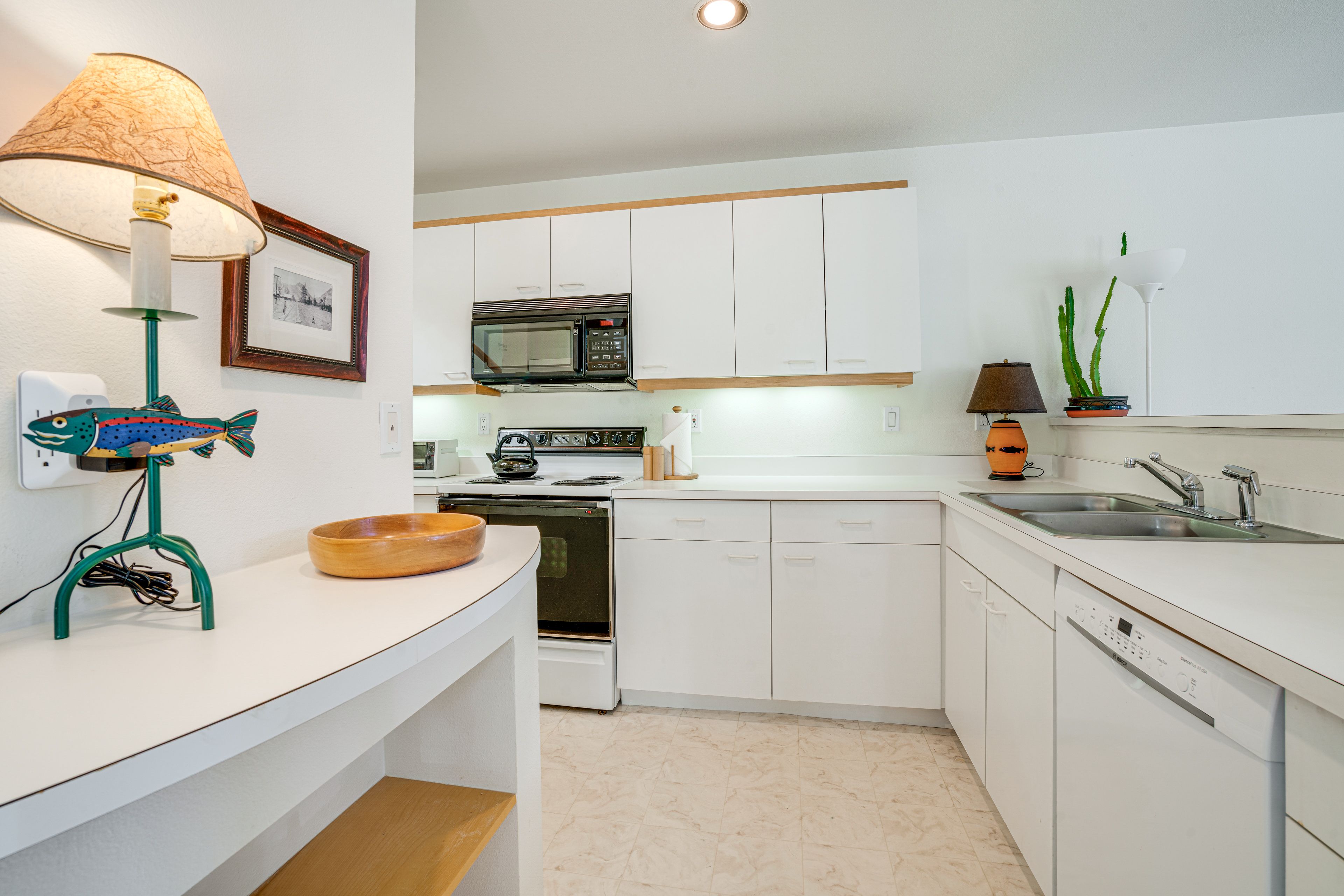 Kitchen | Cooking Basics | Keurig | 1st Floor