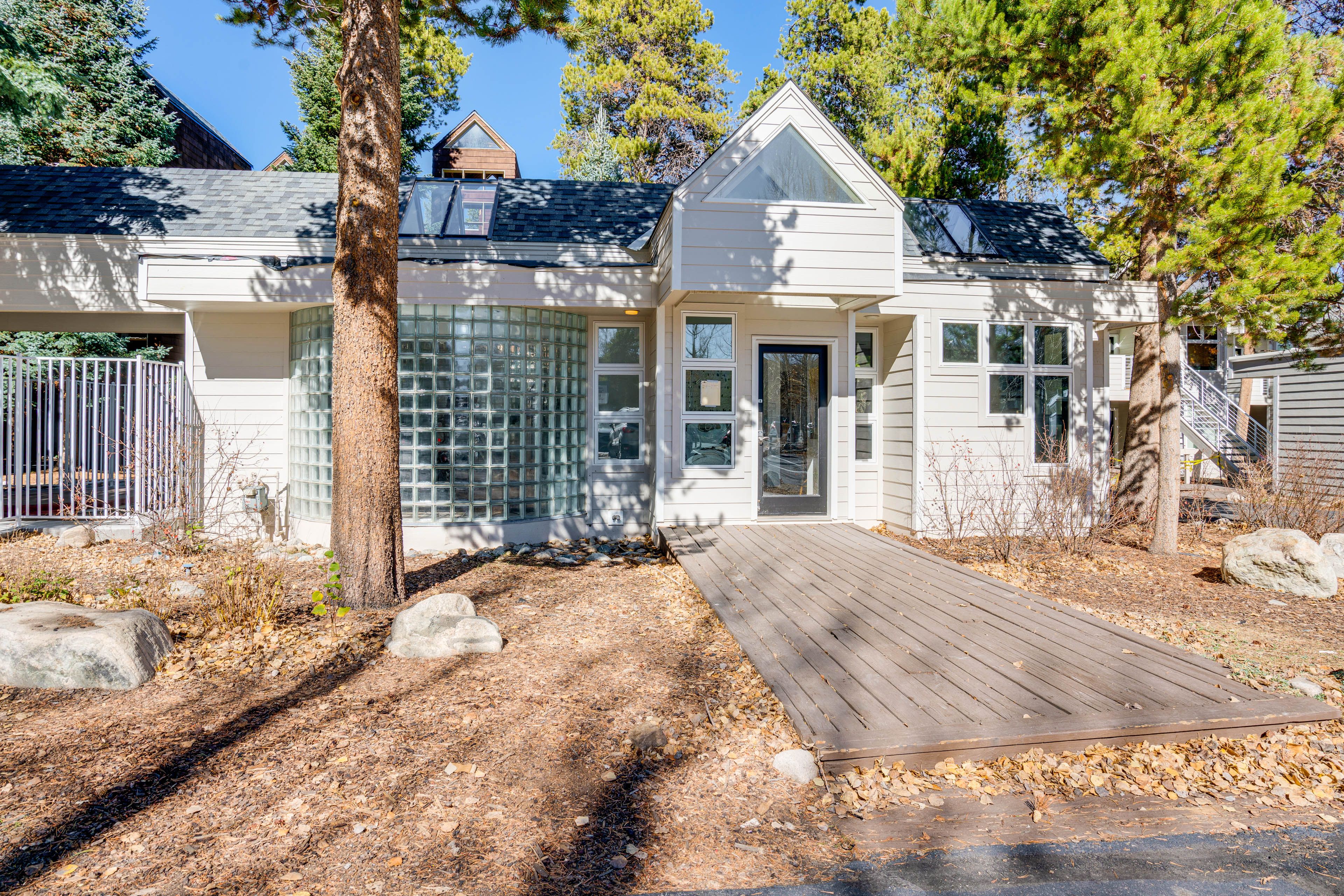 River Glen | Community Amenities