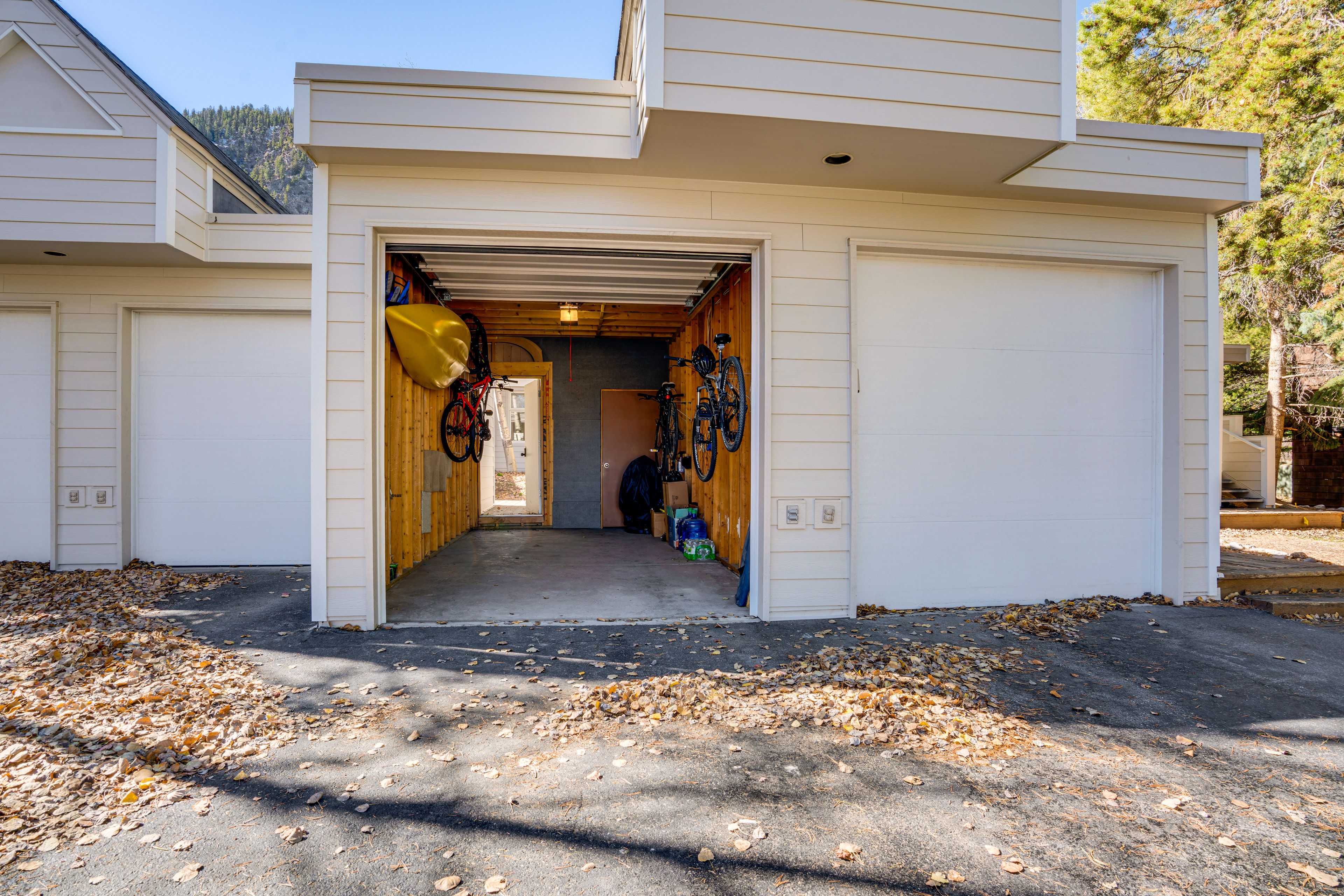 Garage (1 Small Vehicle) | Driveway Parking (1 Vehicle) | Guest Parking