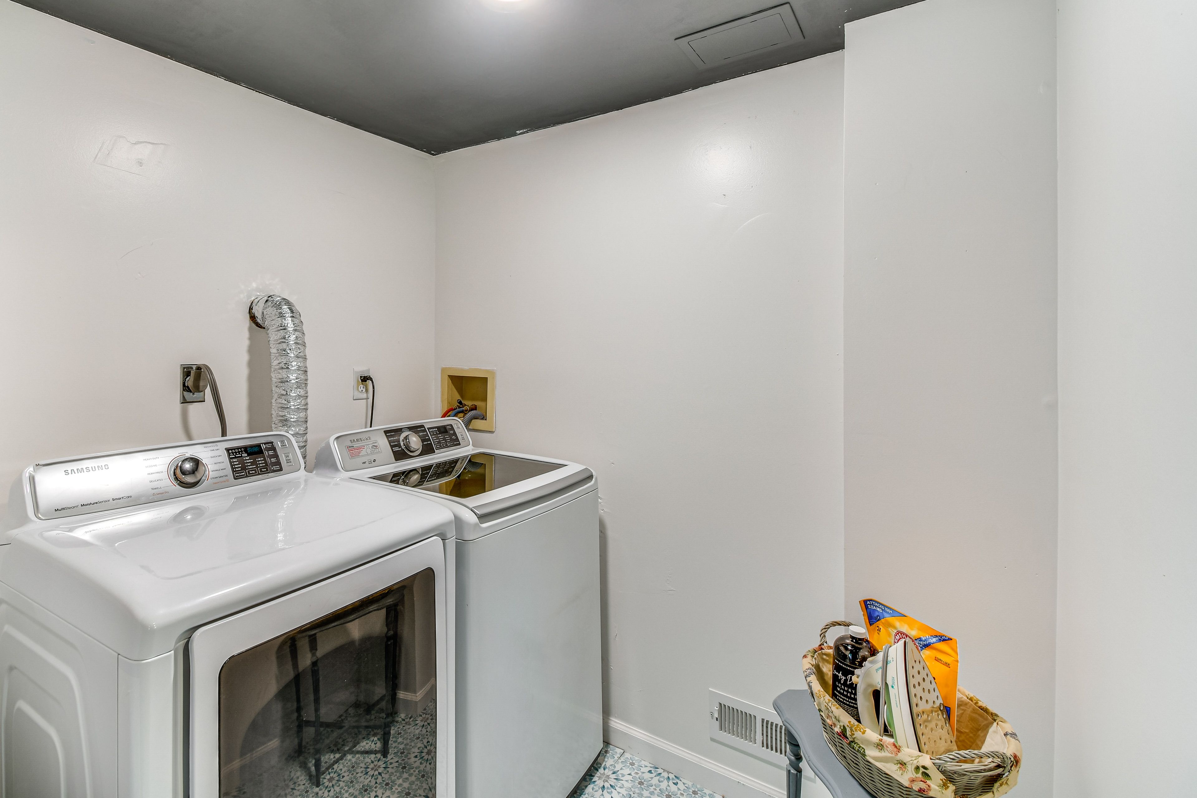 Washer & Dryer | Lower Level