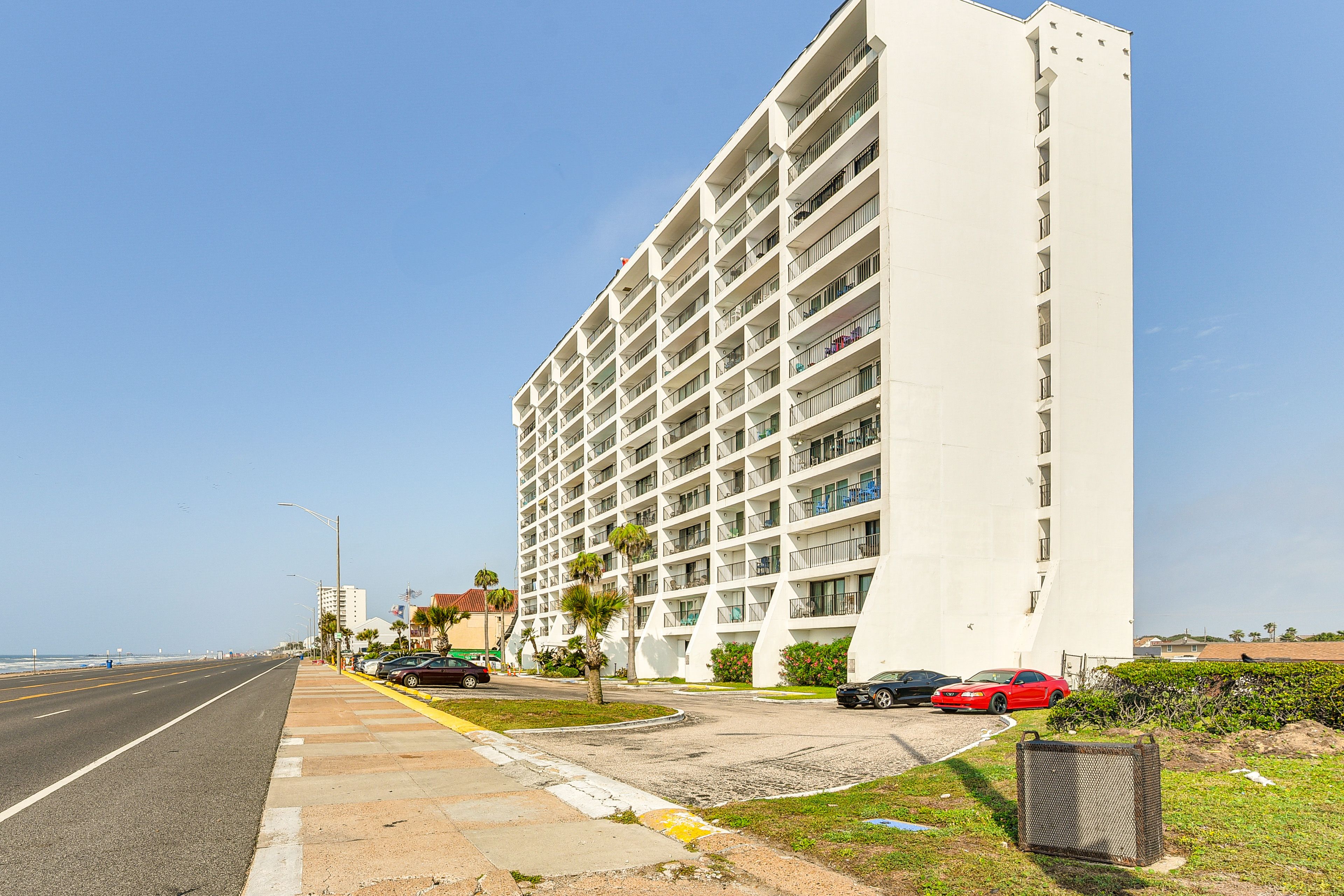 Parking | Paid Community Lot (1 Vehicle)