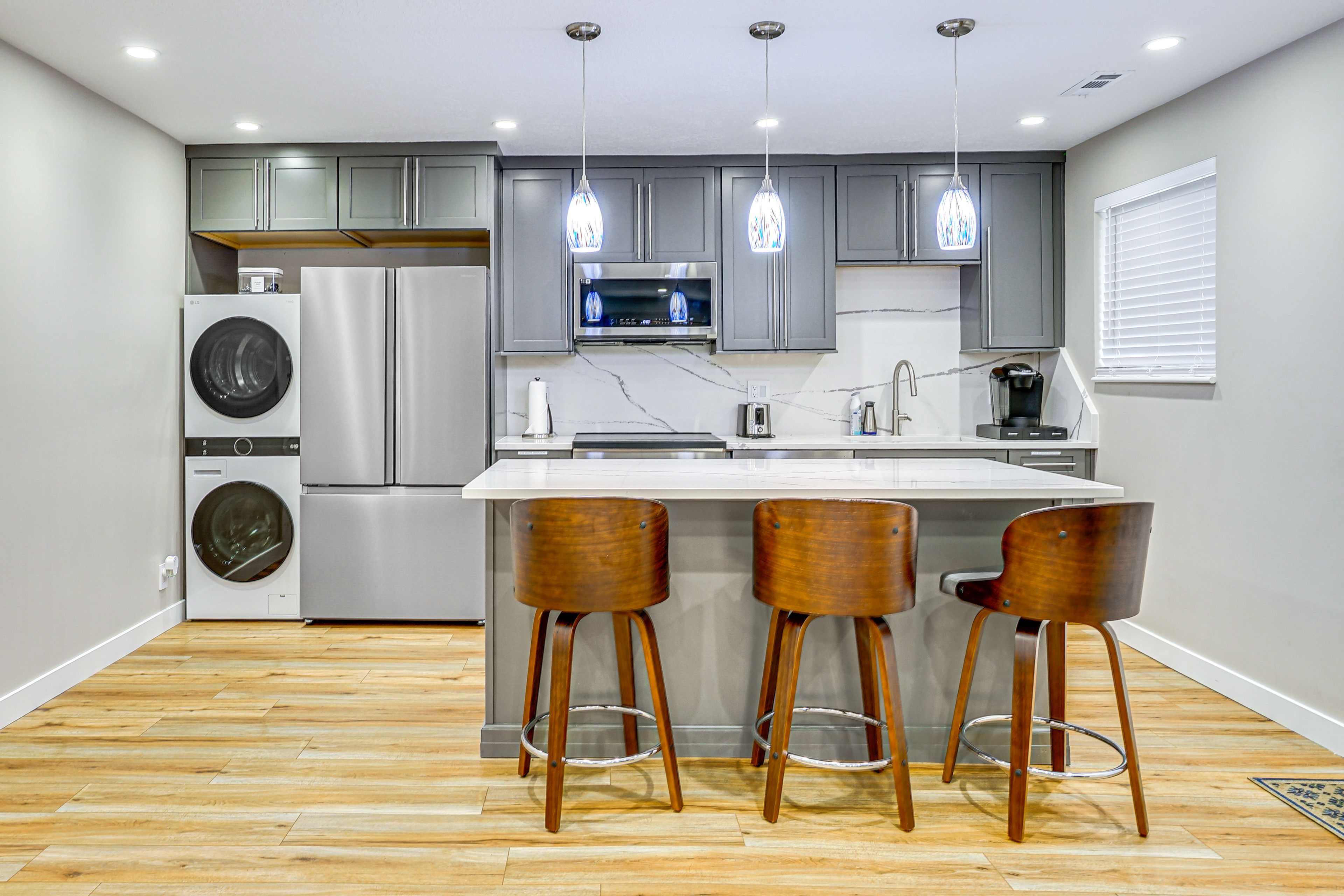 Kitchen | Keurig Coffee Maker | Dishwasher | Blender | Toaster