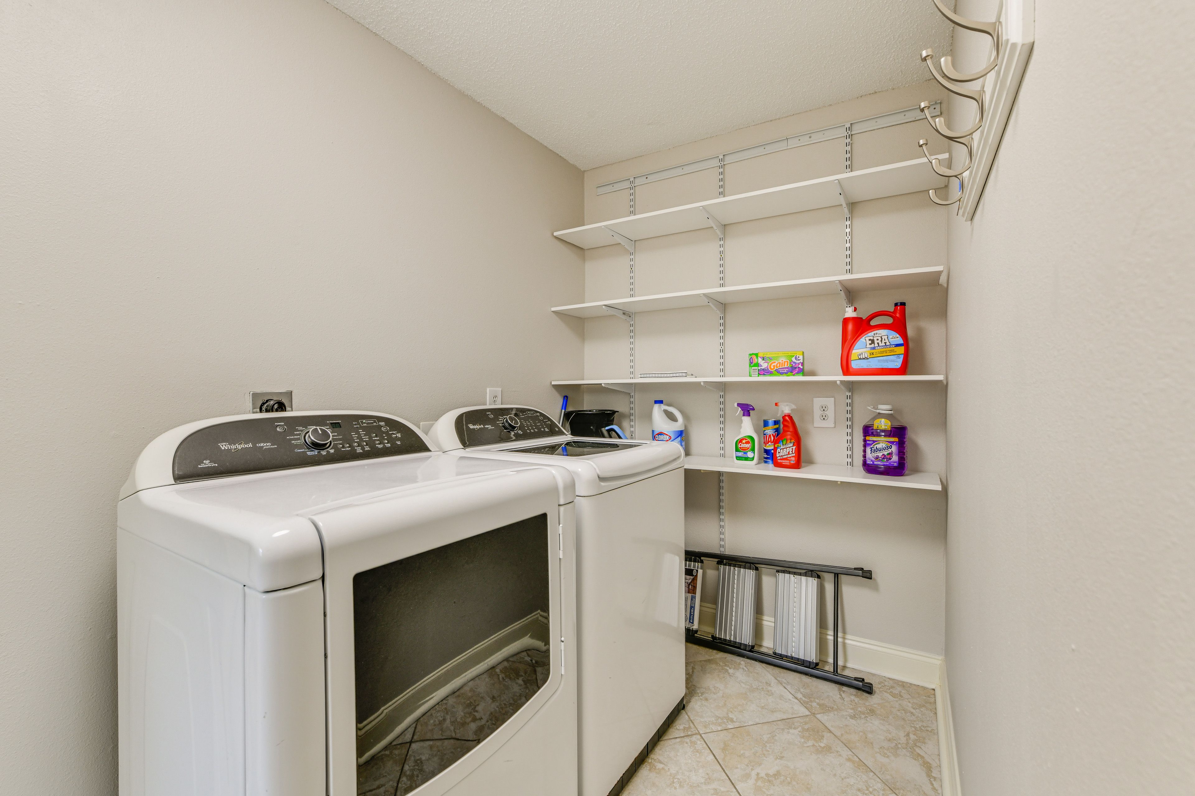 Washer & Dryer