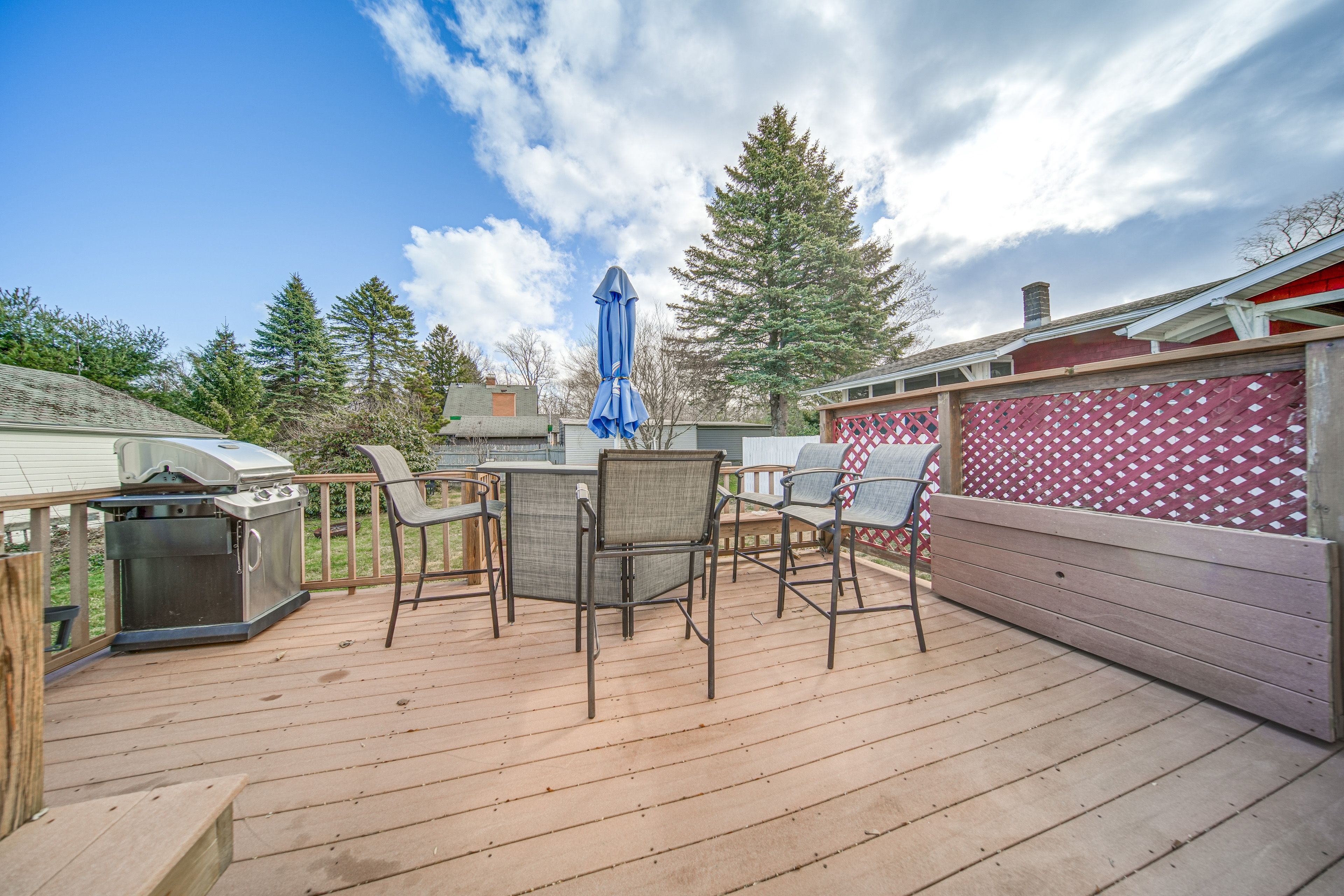 Private Deck | Gas Grill