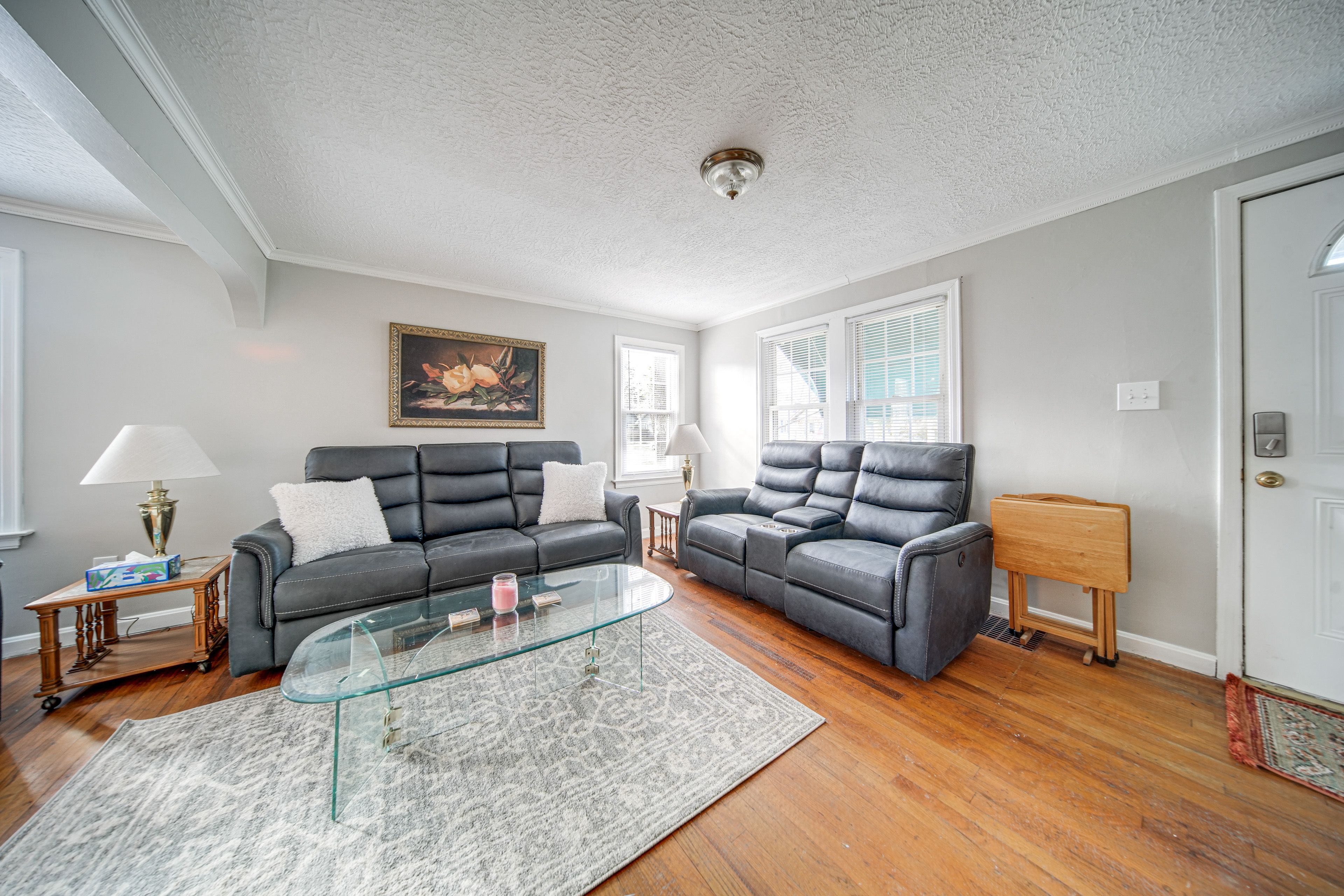 Living Room | Central A/C & Heat | Free WiFi