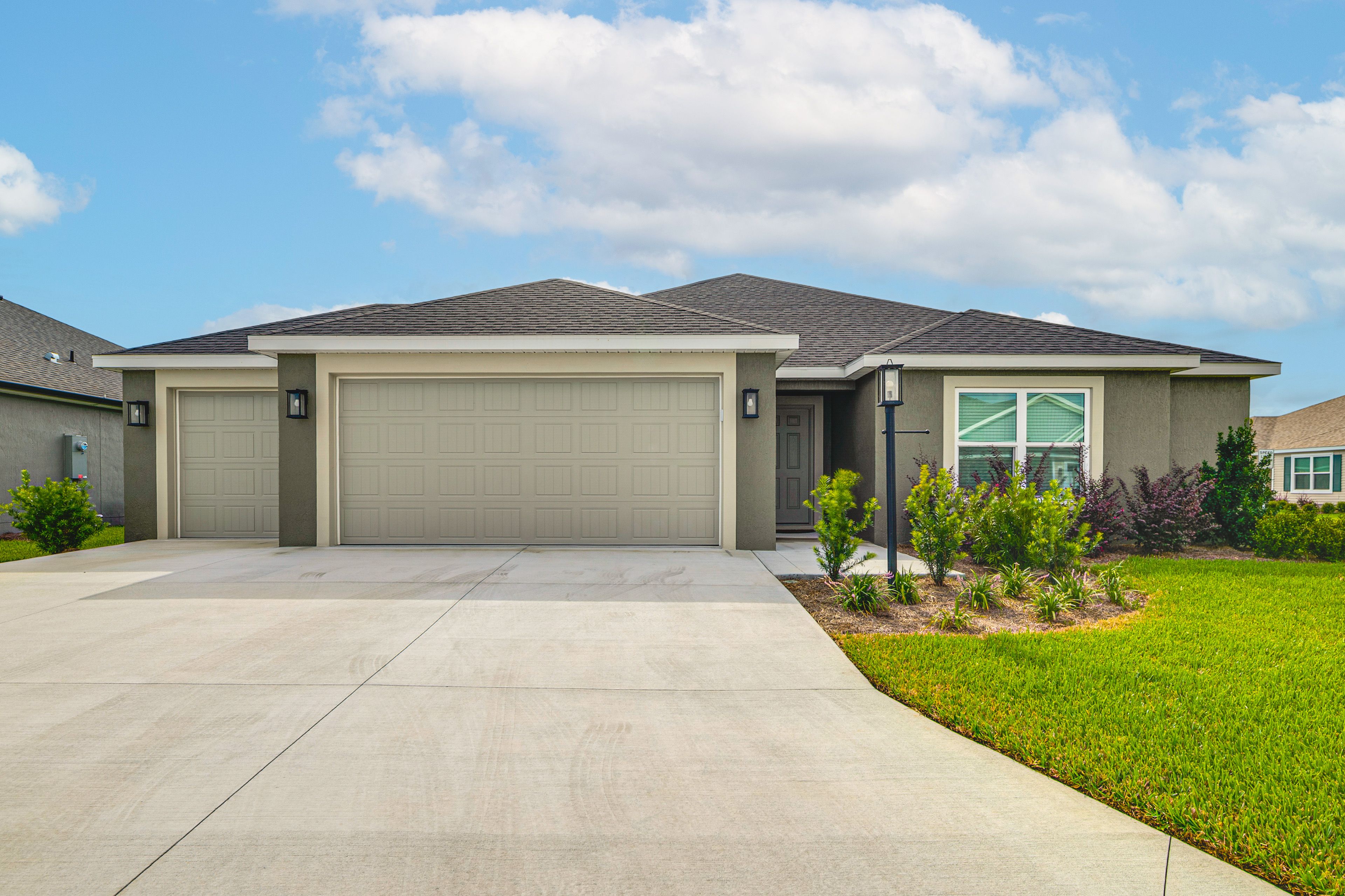 Exterior | Garage (2 Vehicles) | Attached Golf Cart Stall (Bring Your Golf Cart)
