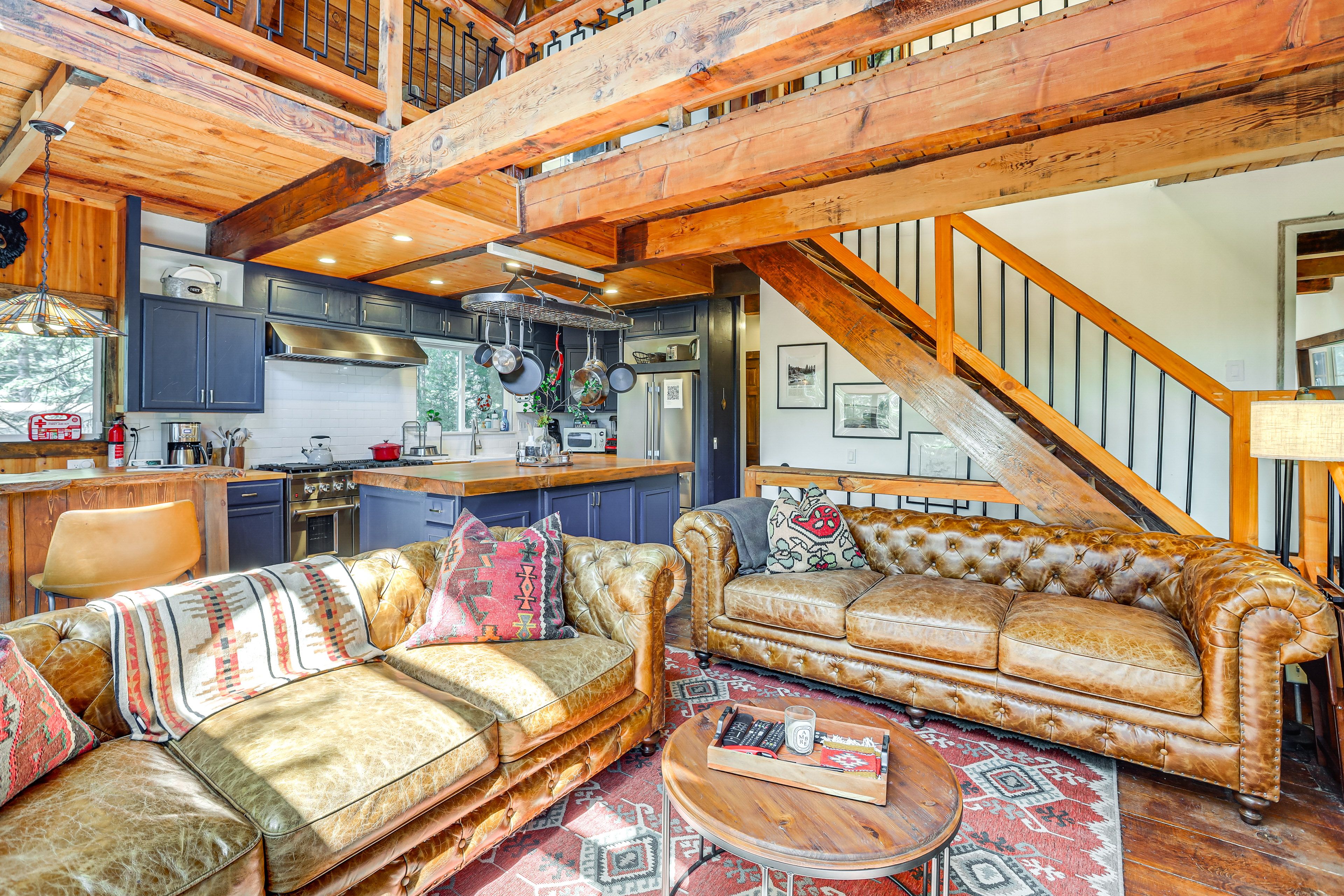 Living Room | 2nd Floor