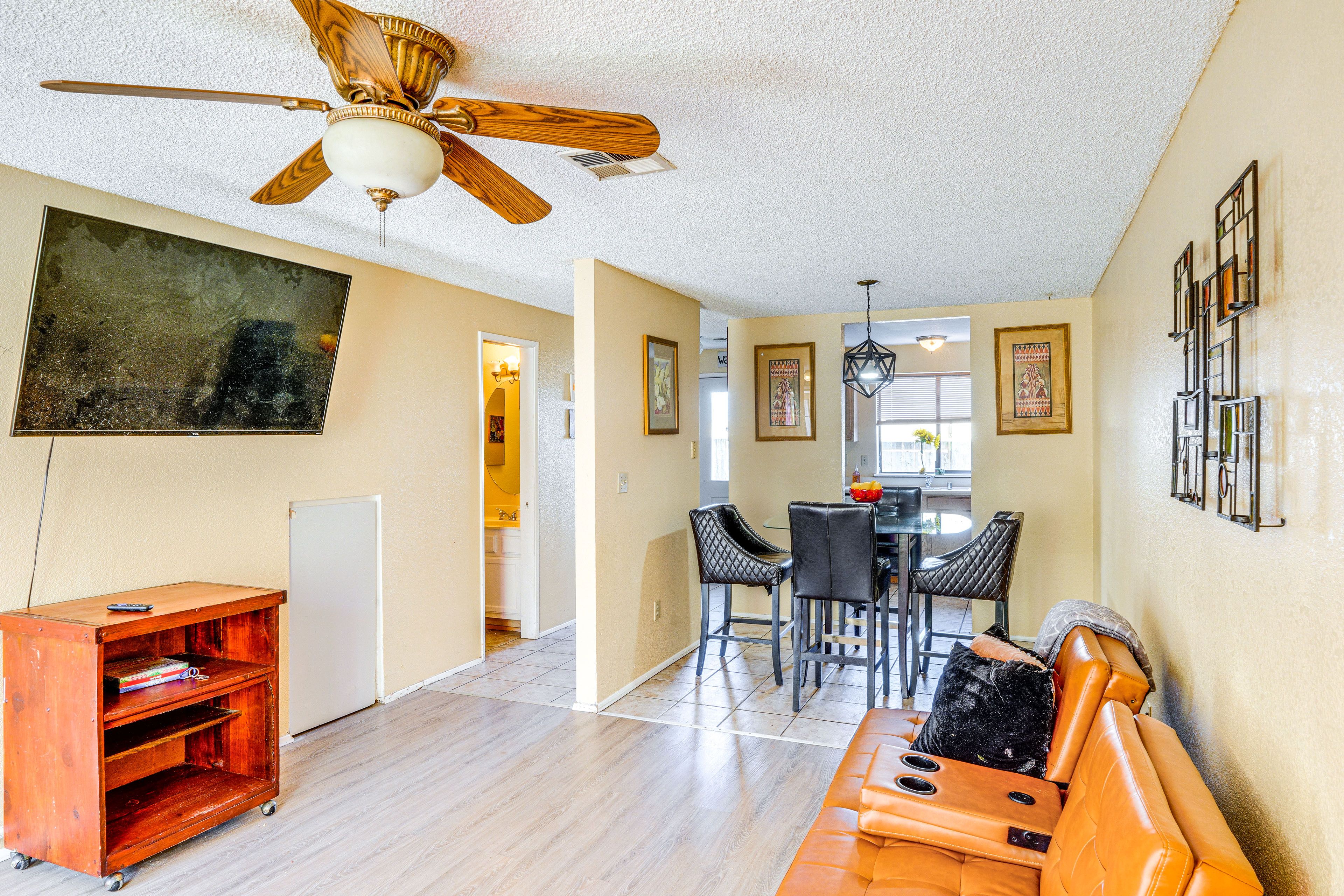 California City Vacation Rental | 2BR | 1.5BA | 1,100 Sq Ft | 1 Step Required