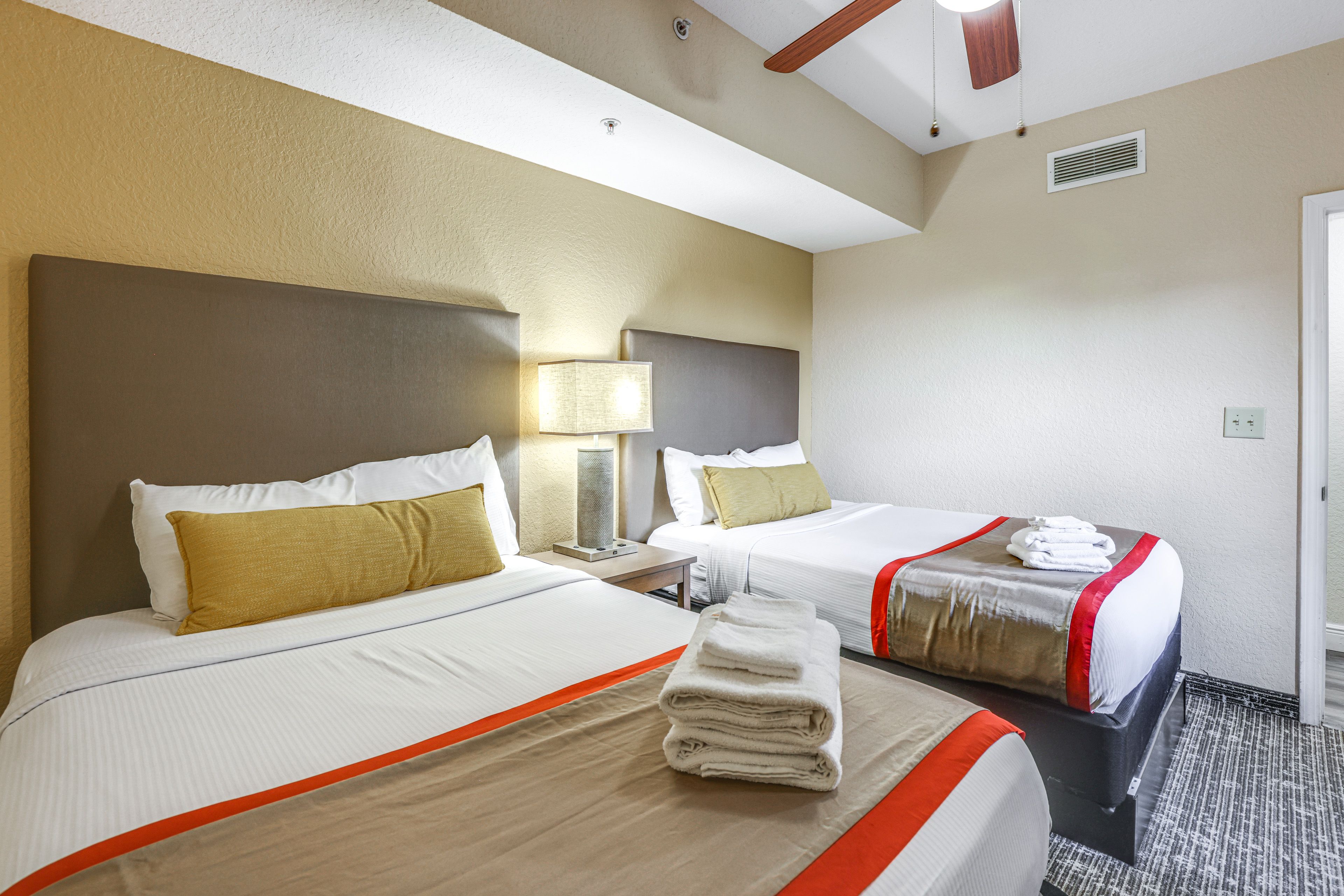 Bedroom 3 | 2 Queen Beds