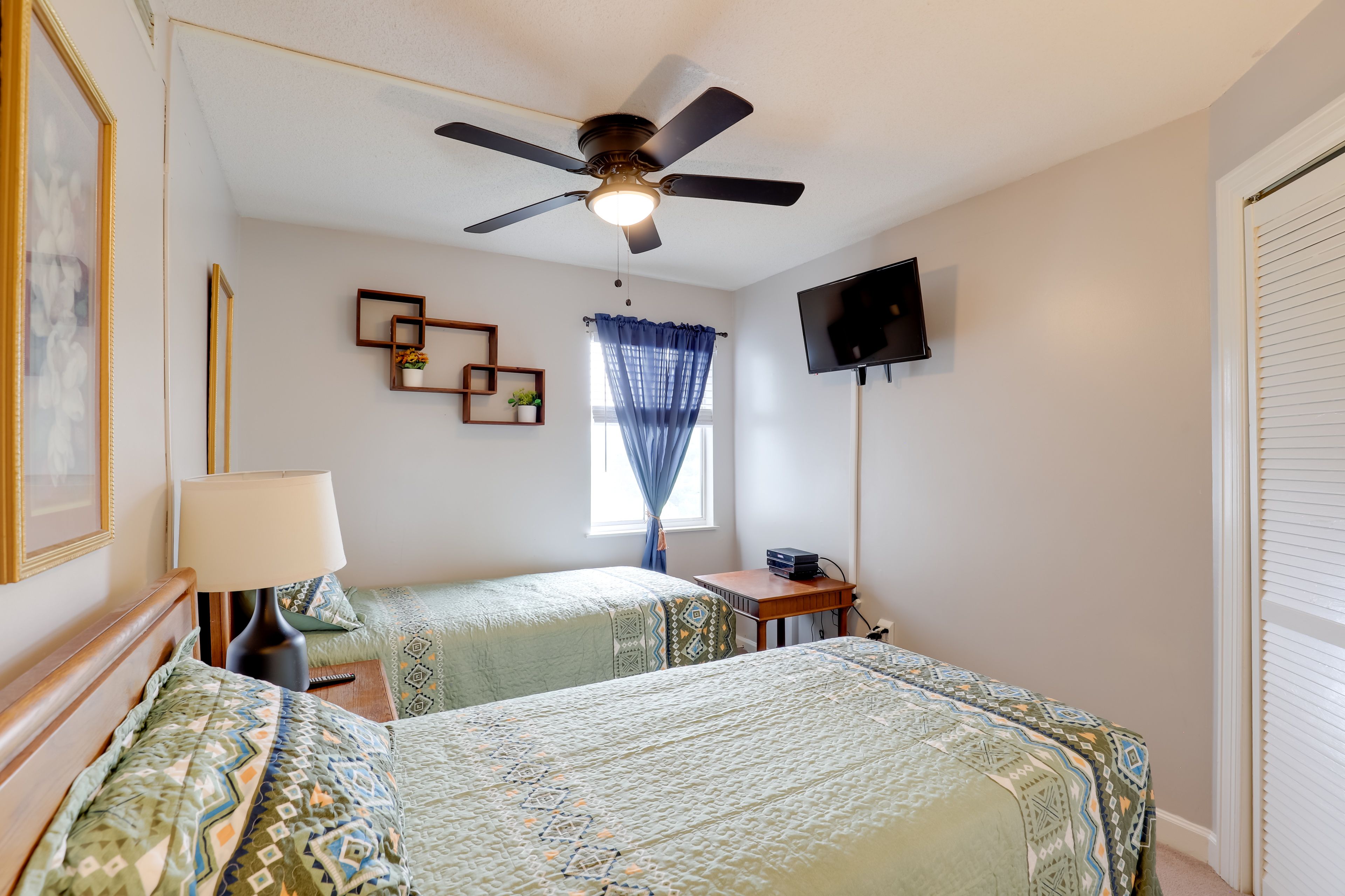 Bedroom 2 | 2 Full Beds