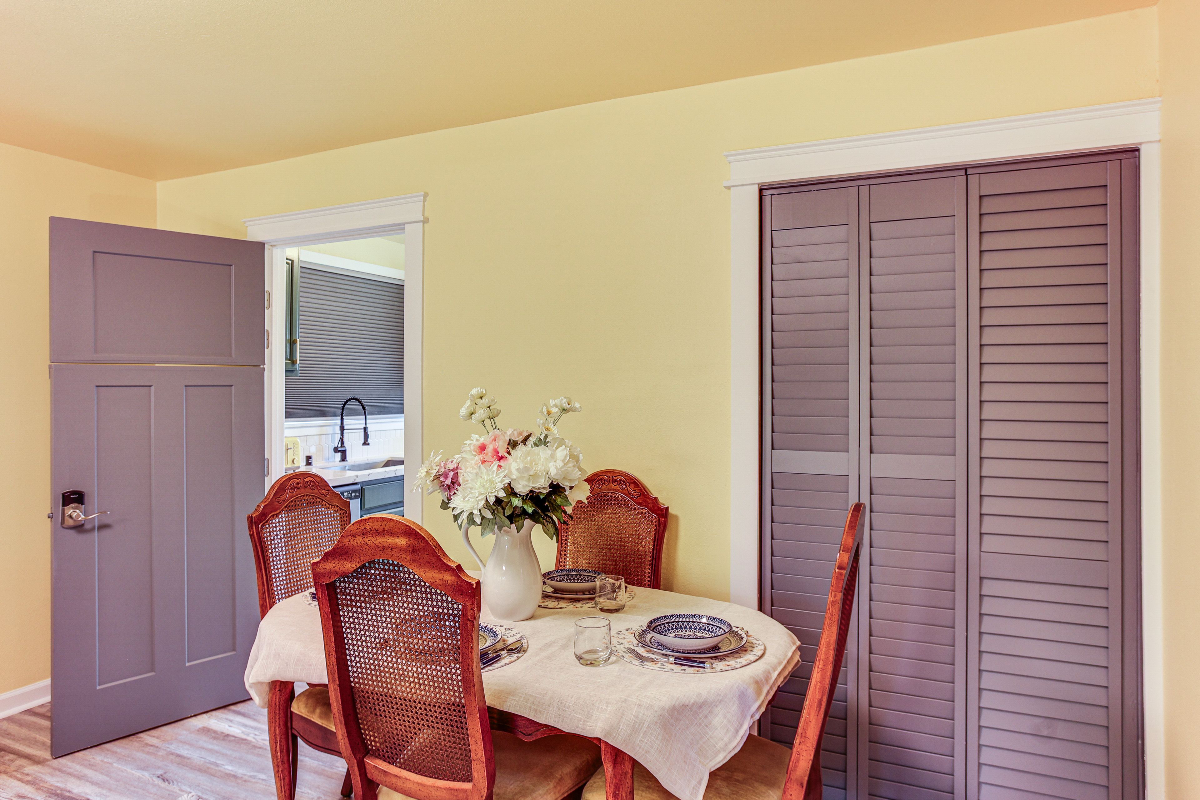 Dining Table | Dishware/Flatware | 1st Floor