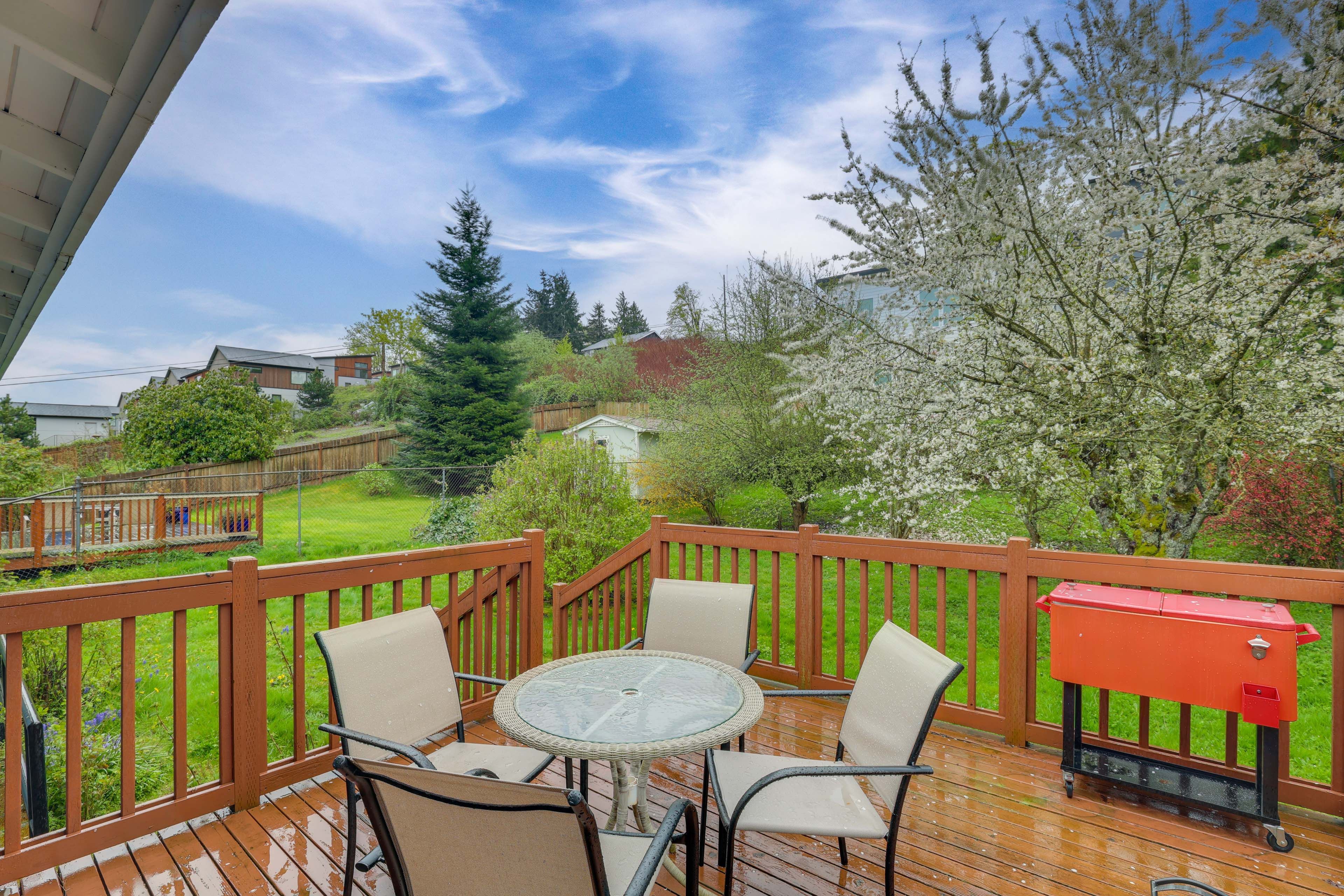 Seattle Vacation Rental | 5BR | 3BA | Stairs Required | 1,800 Sq Ft