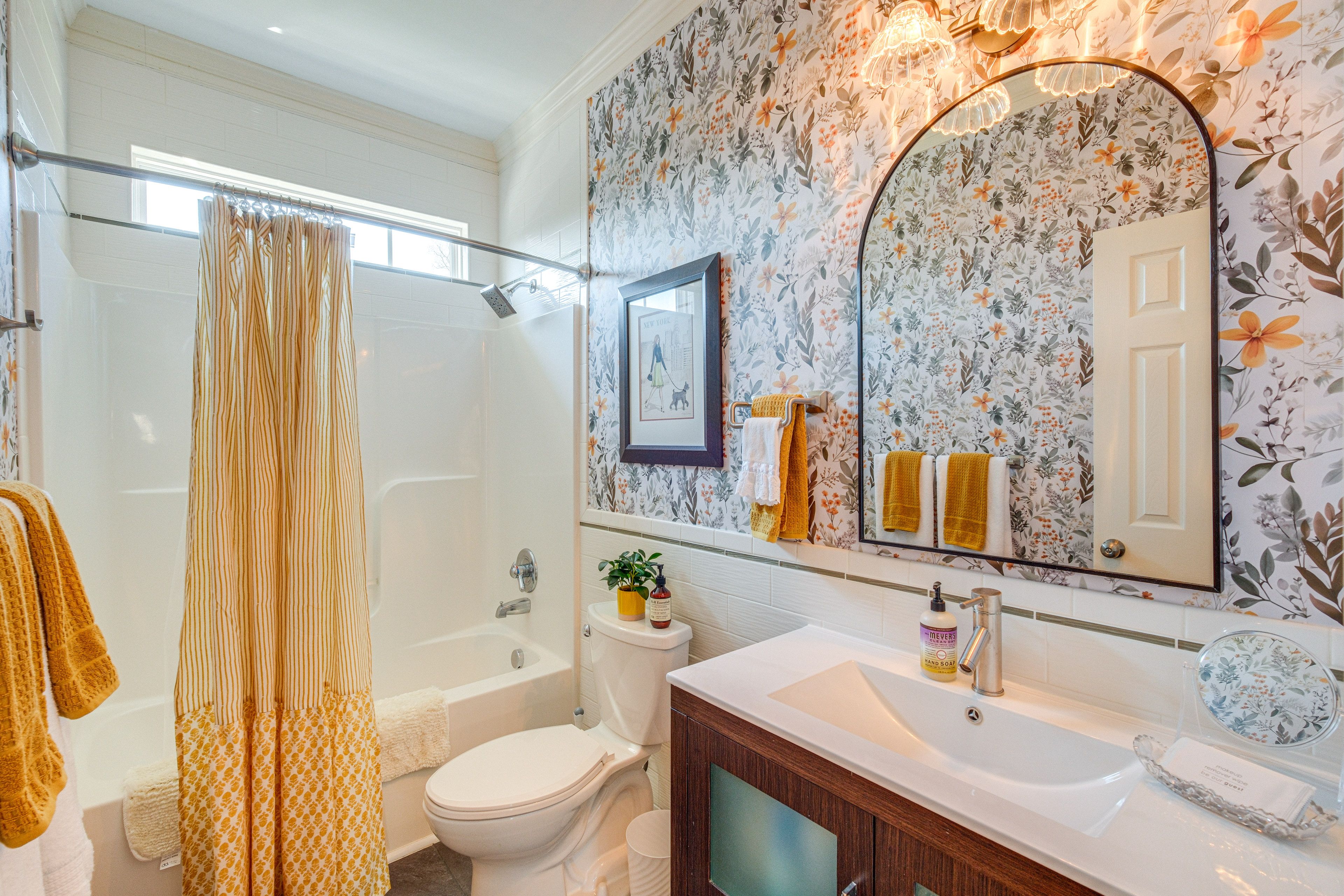 Bathroom | Towels Provided