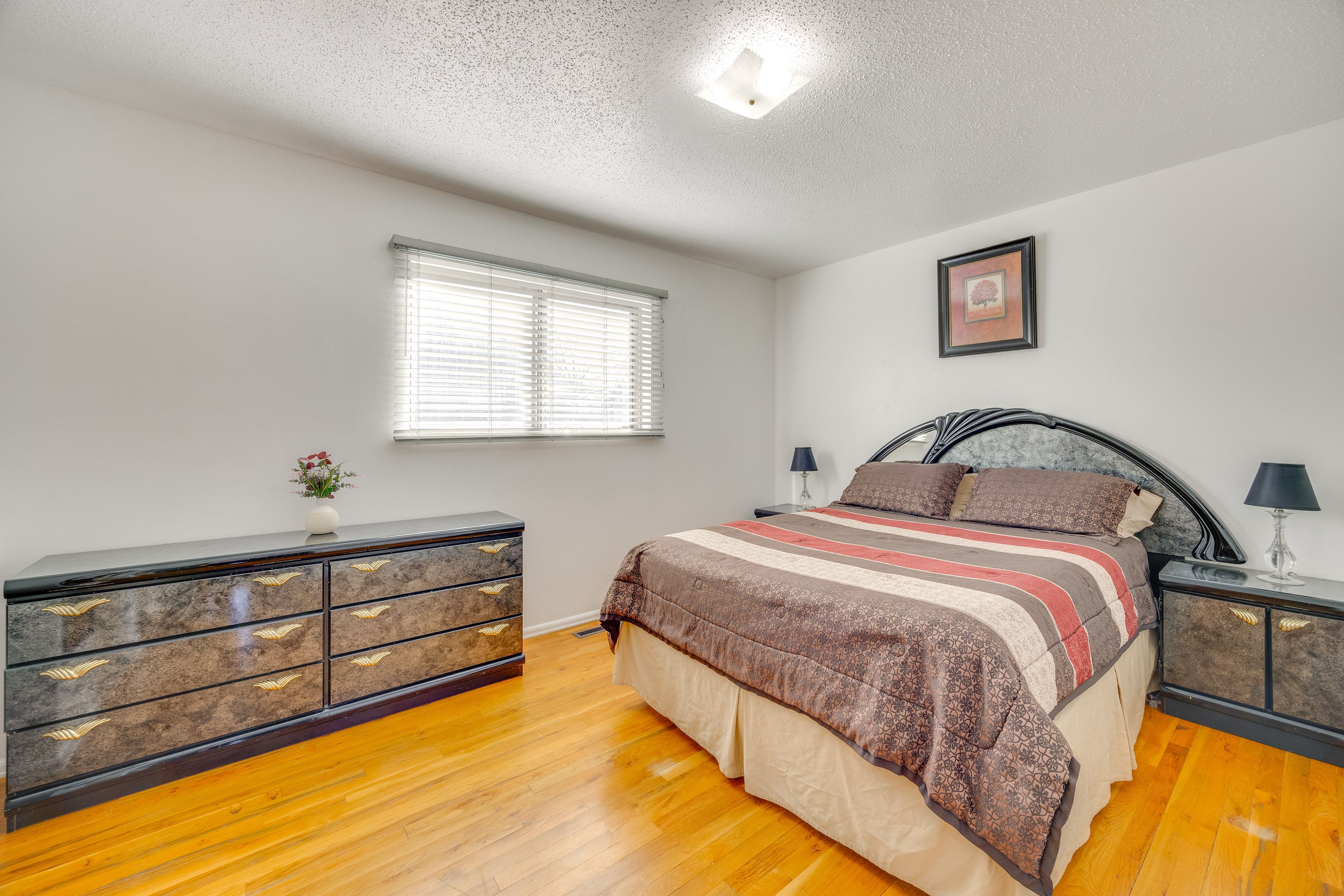 Bedroom 2 | Queen Bed | 2nd Floor