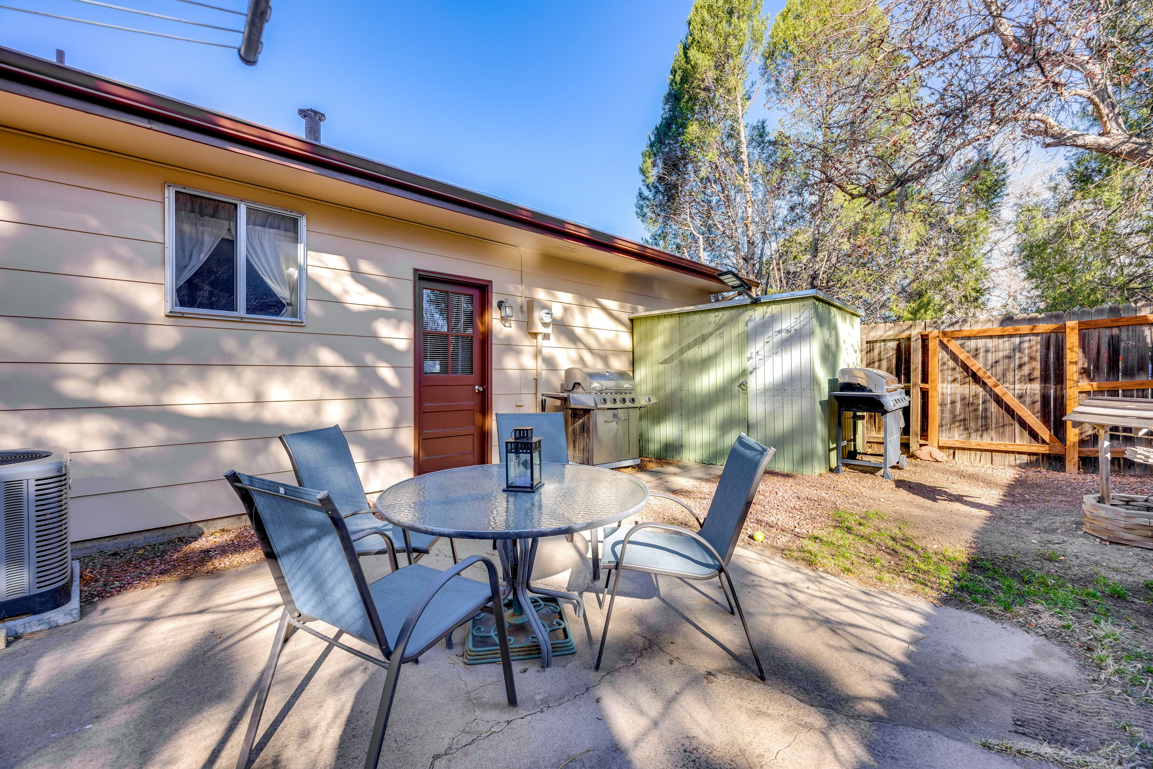 Colorado Springs Vacation Rental | 3BR | 1.5BA | 1,370 Sq Ft | 2 Steps Required