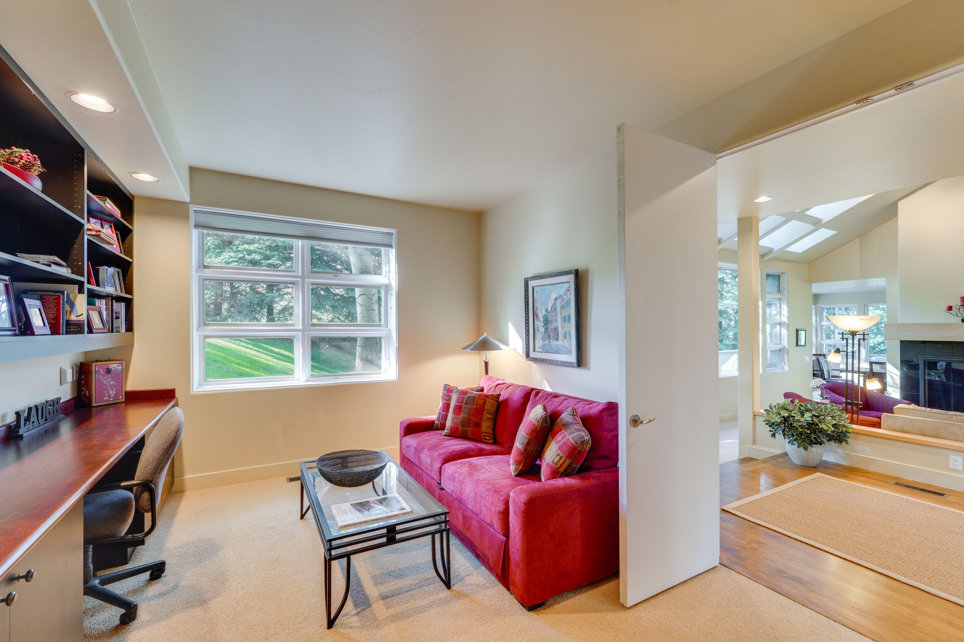 Office | 1st Floor | Queen Sleeper Sofa | Free WiFi