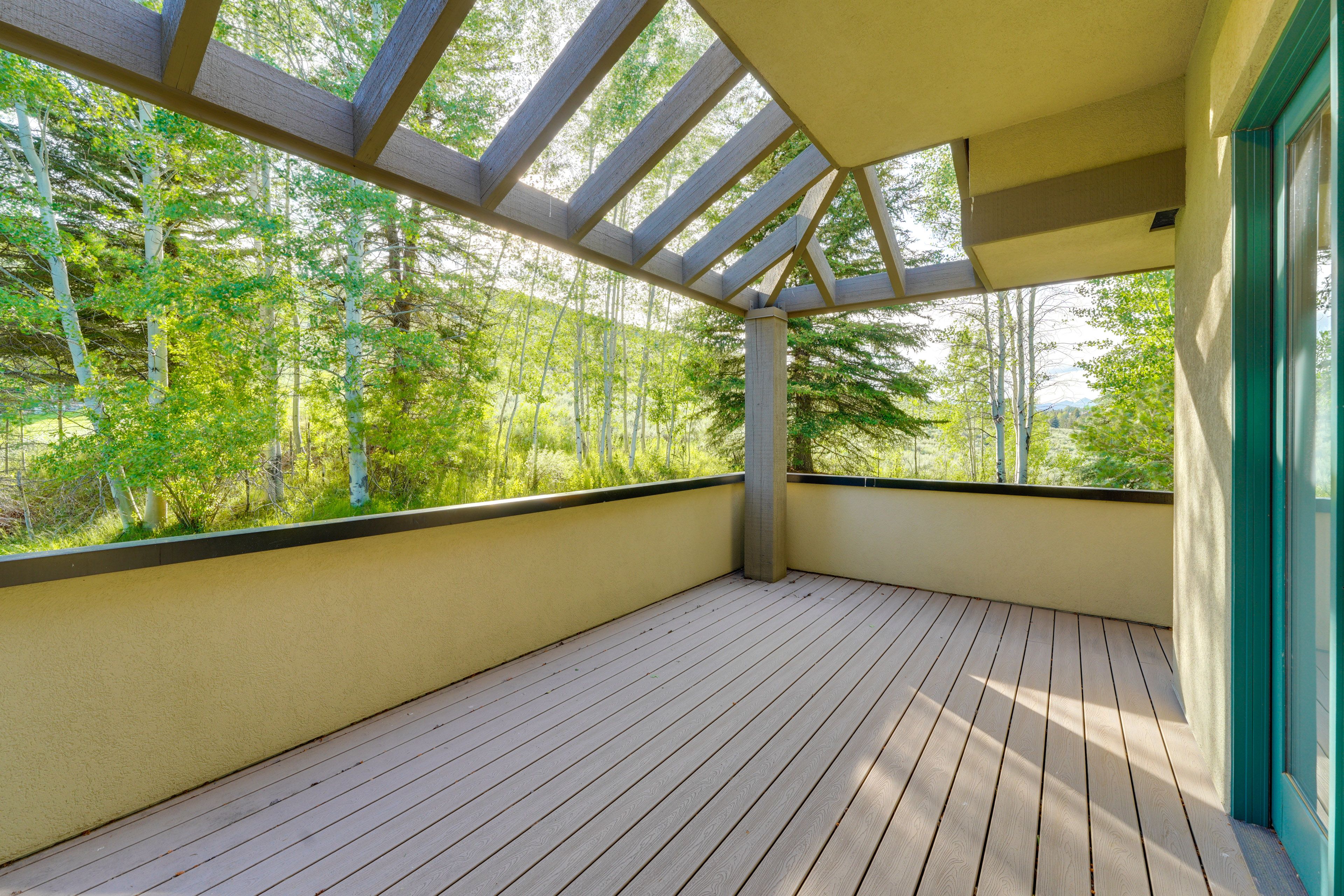 Upper Deck