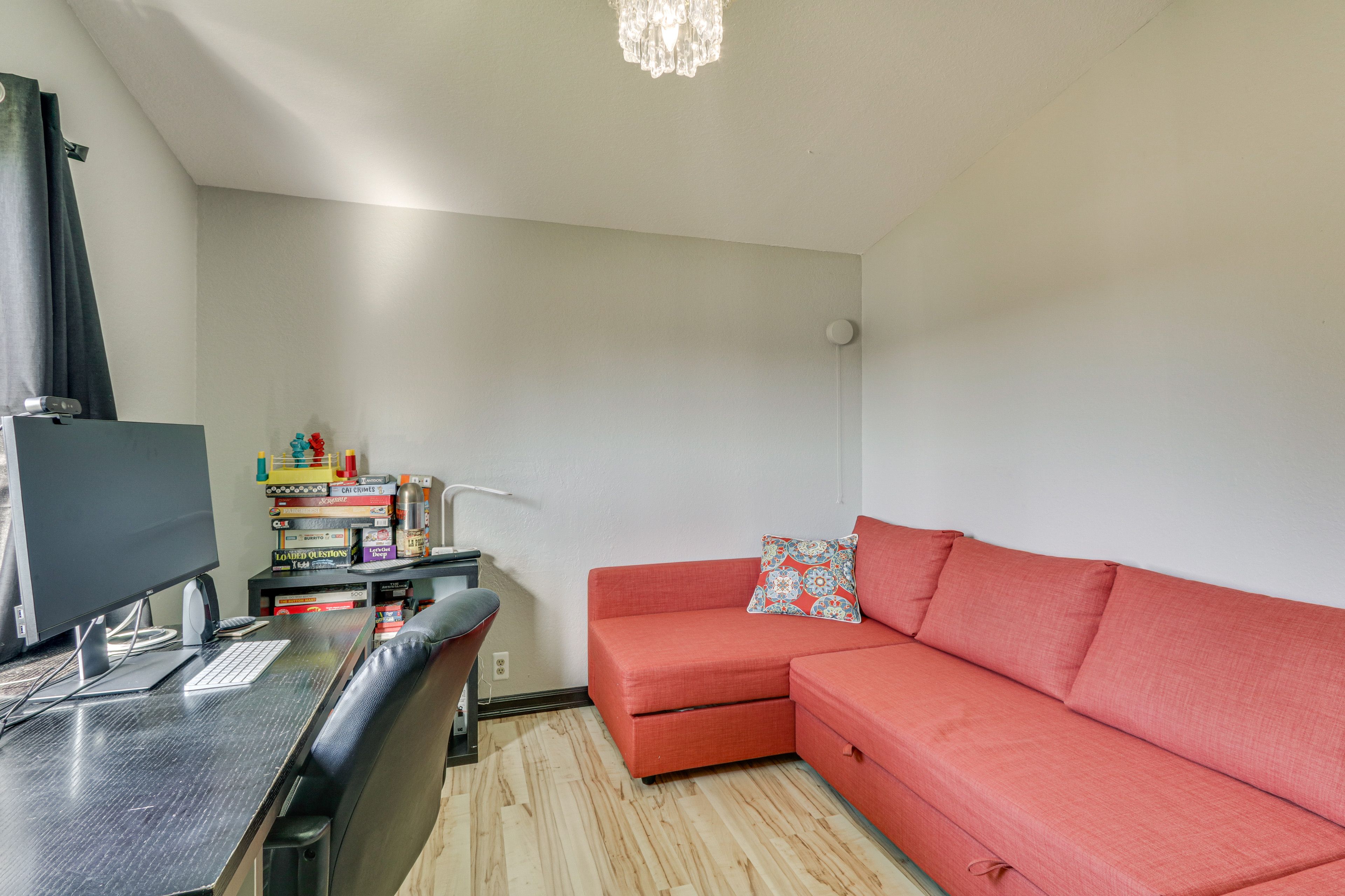 Bedroom 3 | Full Sleeper Sofa | Office Space | Books | Board Games | Telescope