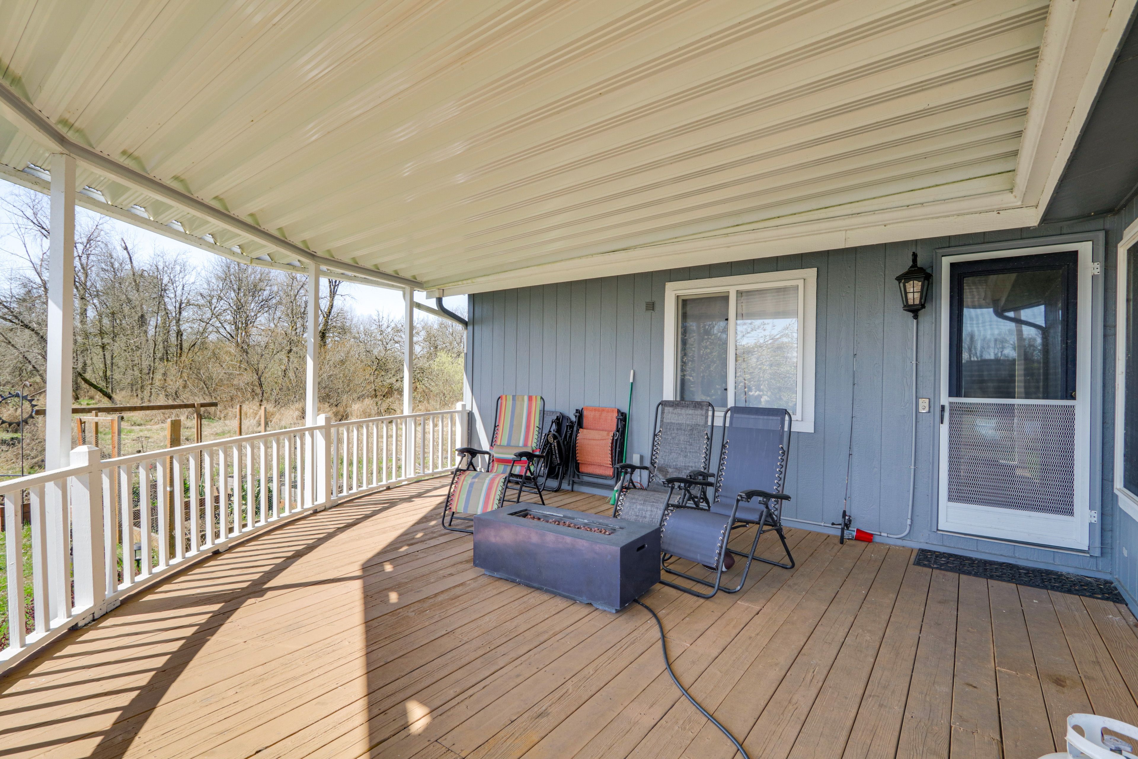 2 Covered Decks