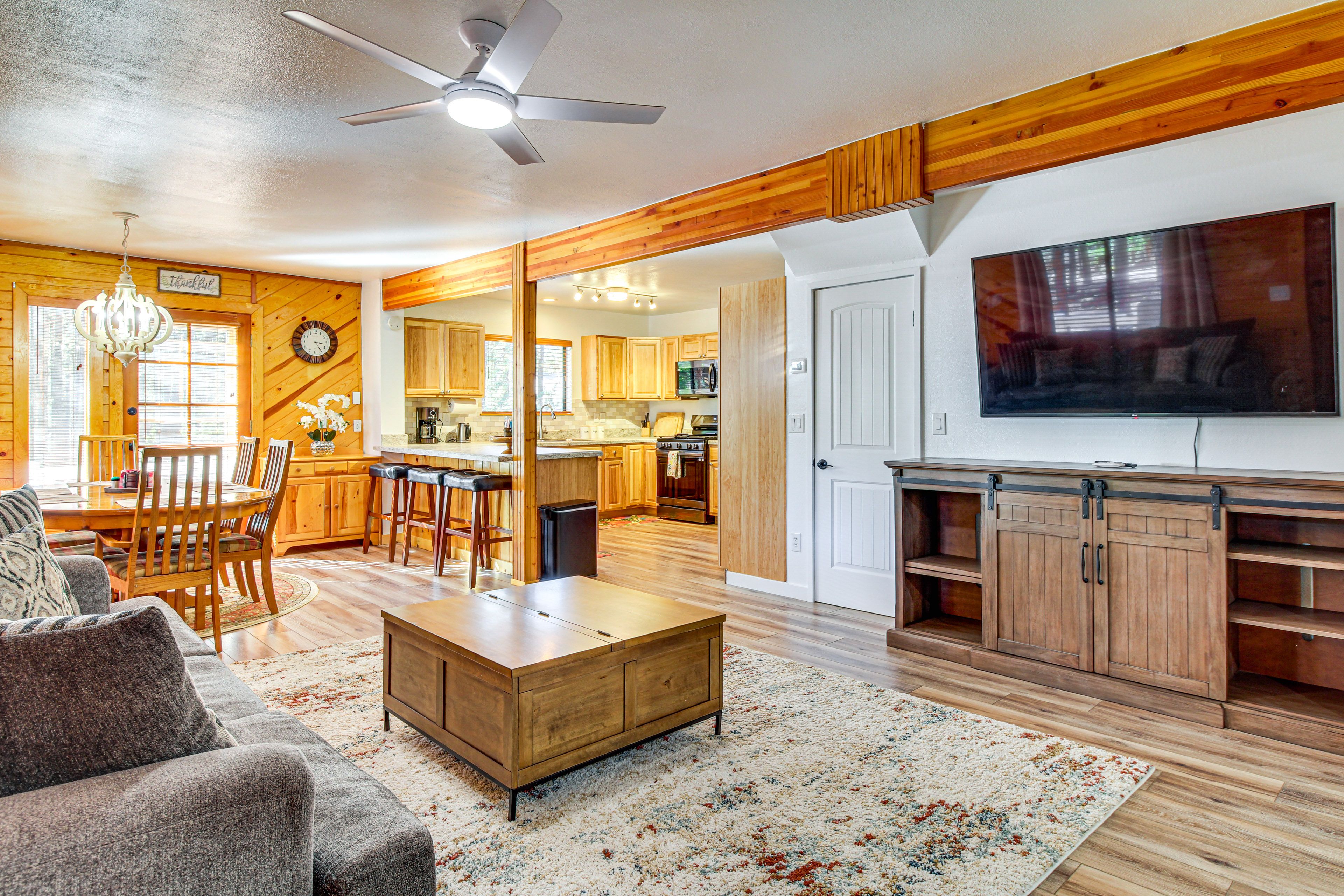 Pinetop Vacation Rental | 3BR | 2BA | Stairs Required | 1,596 Sq Ft