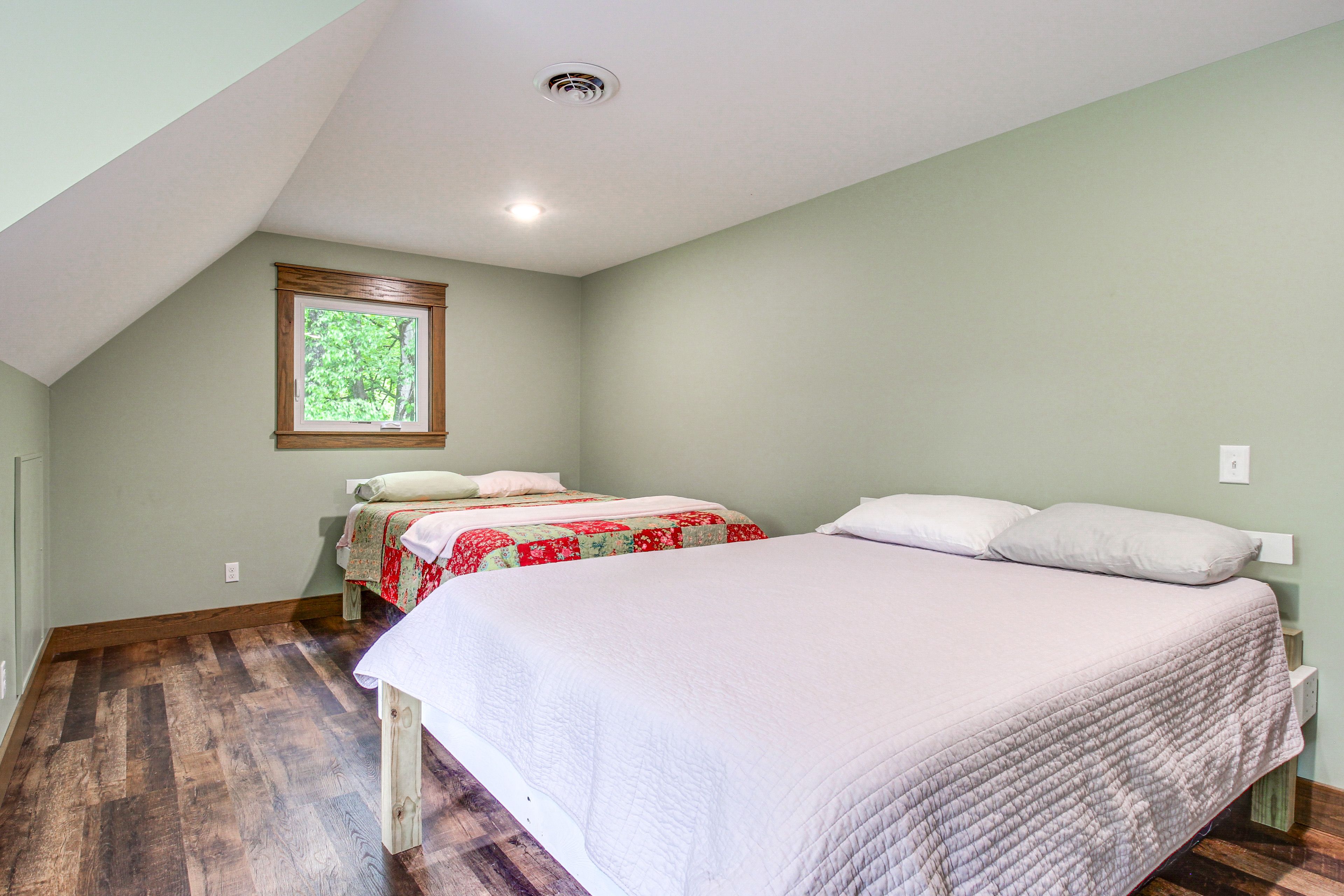 Bedroom 5 | 2 Queen Beds | Full Bed | 2nd Floor