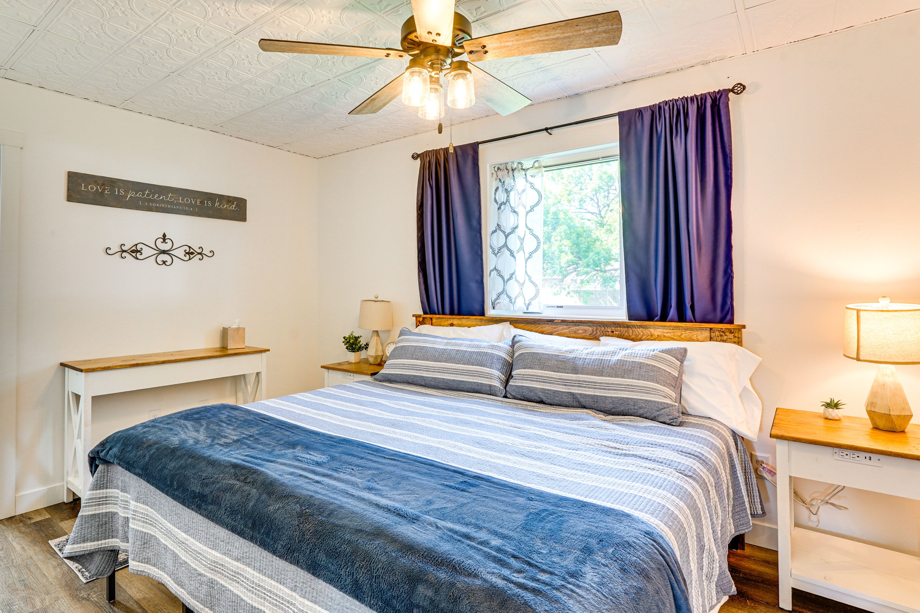 Bedroom 1 | 1st Floor | King Bed