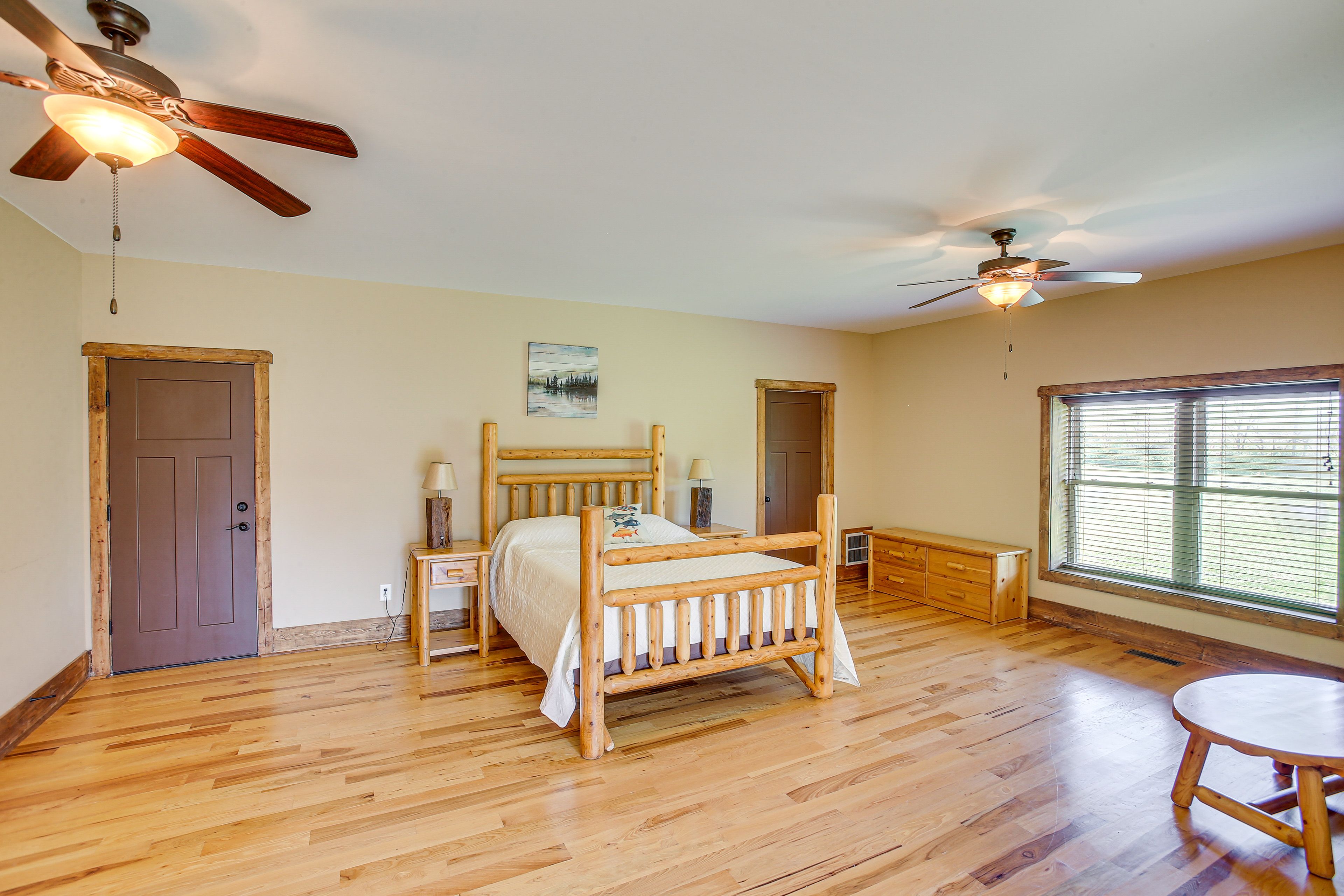 Bedroom 9 | King Bed | Futon | 2nd Floor