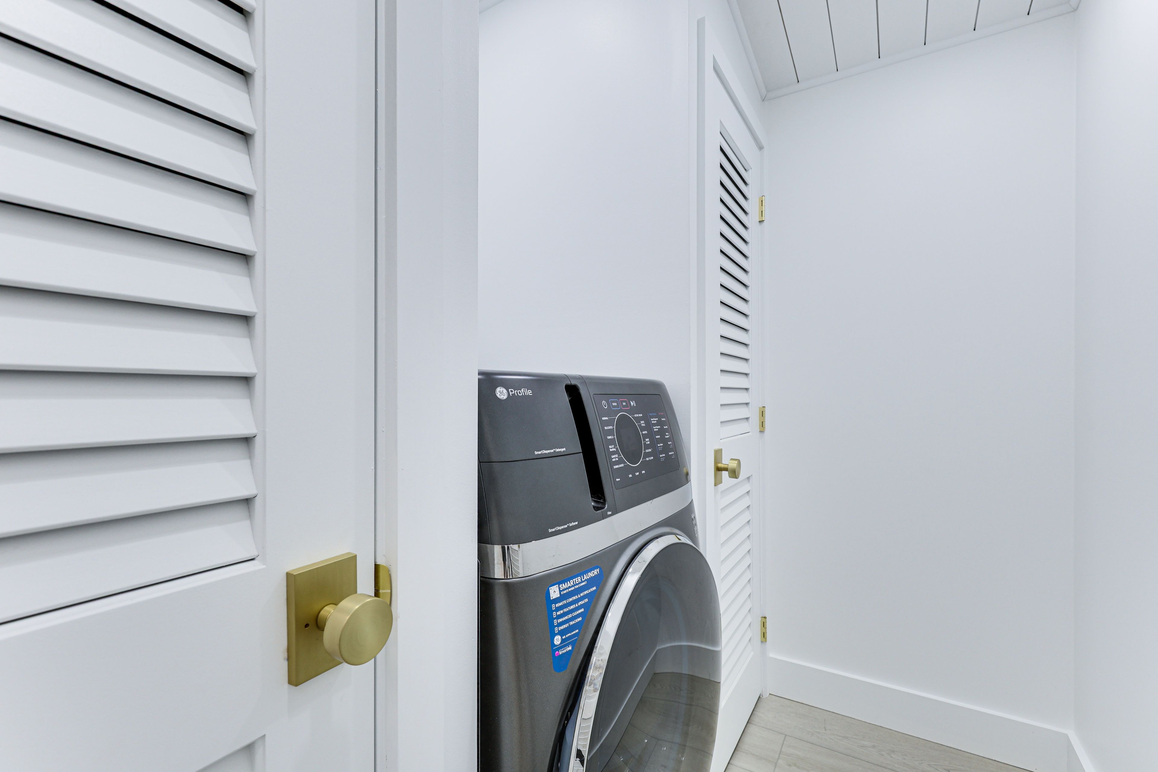 Laundry Room | Lower Level