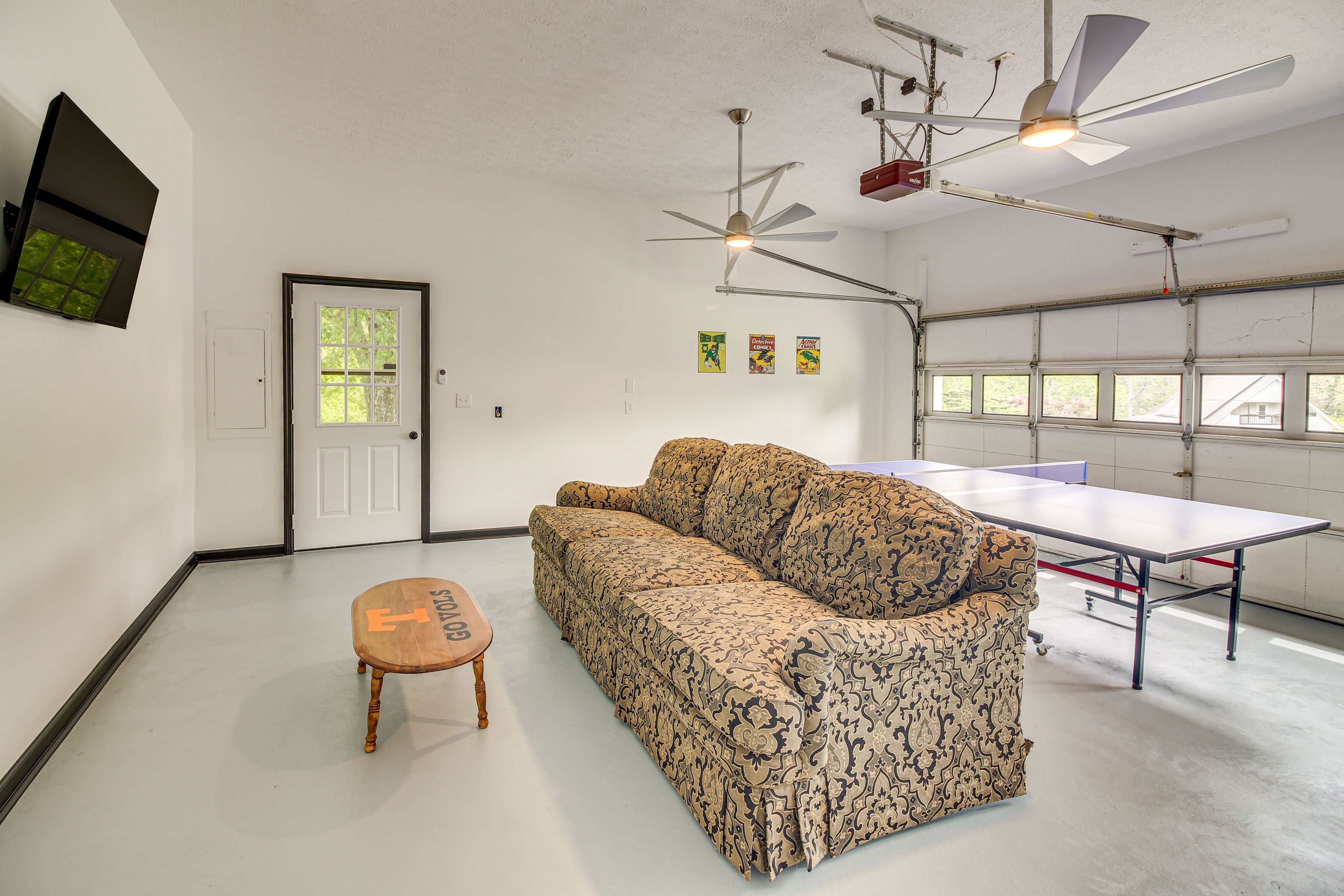 Game Room | 1st Floor (3 Steps Required) | Ping-Pong Table