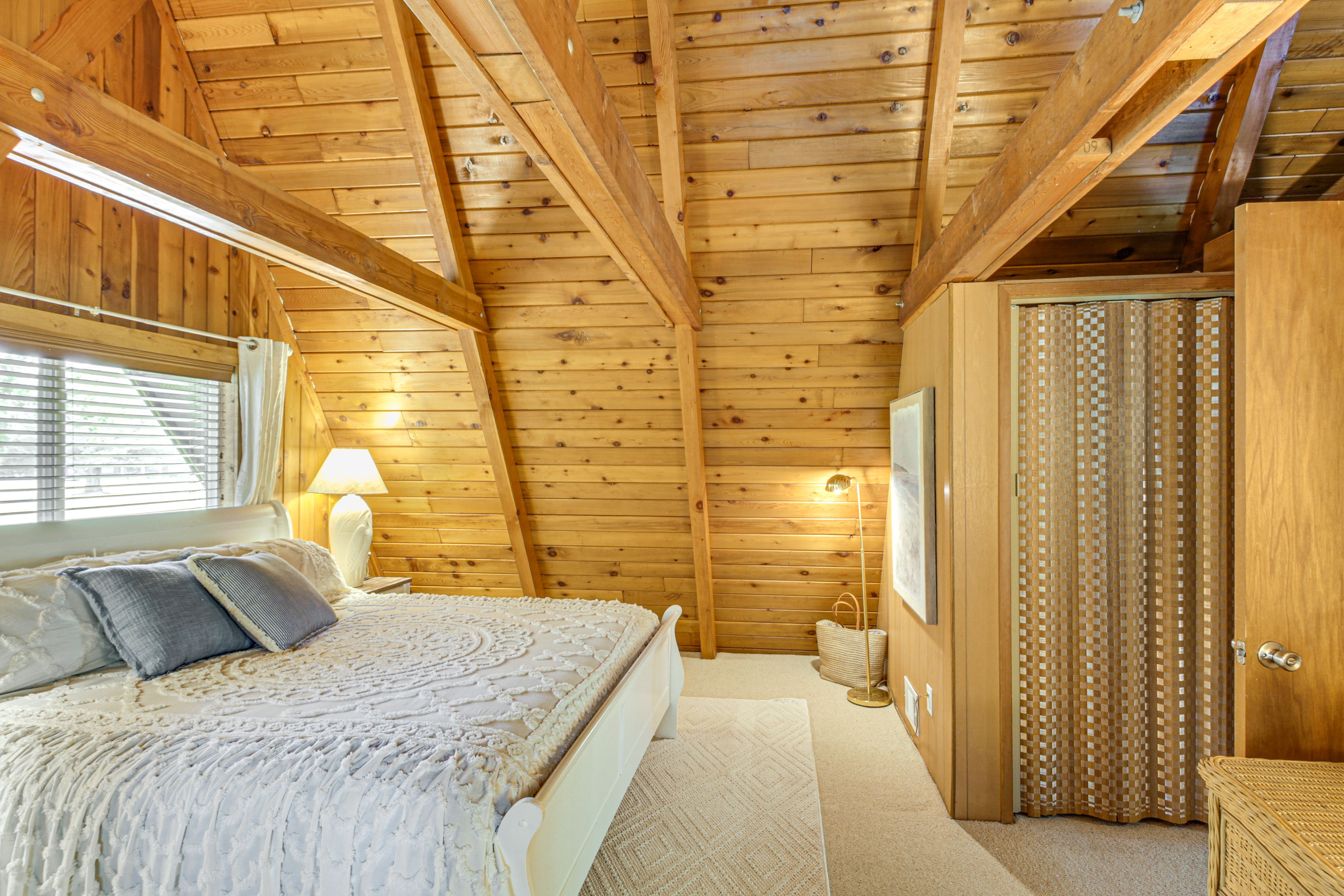 Bedroom 2 | California King Bed | Upper Level