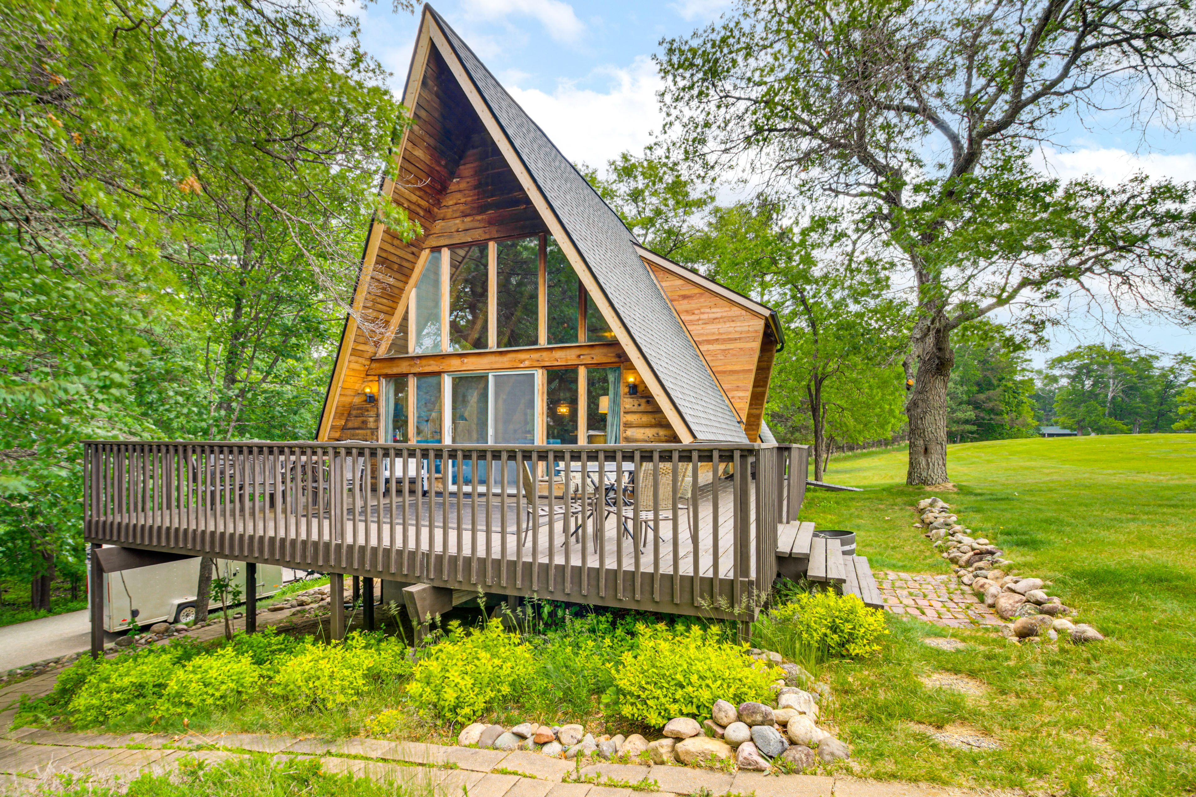 Breezy Point Vacation Rental | 3BR | 2.5BA | 2,300 Sq Ft | 1 Small Step to Enter