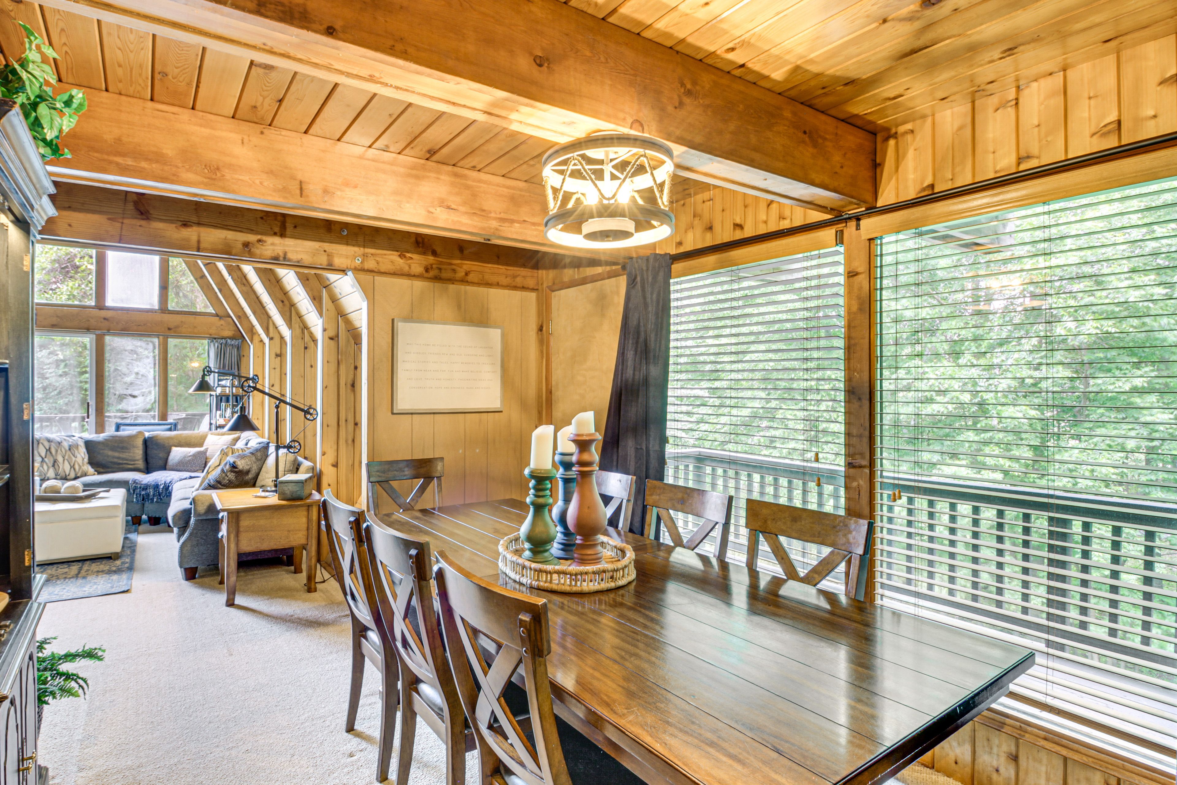 Dining Area | Dishware/Flatware Provided | Main Level