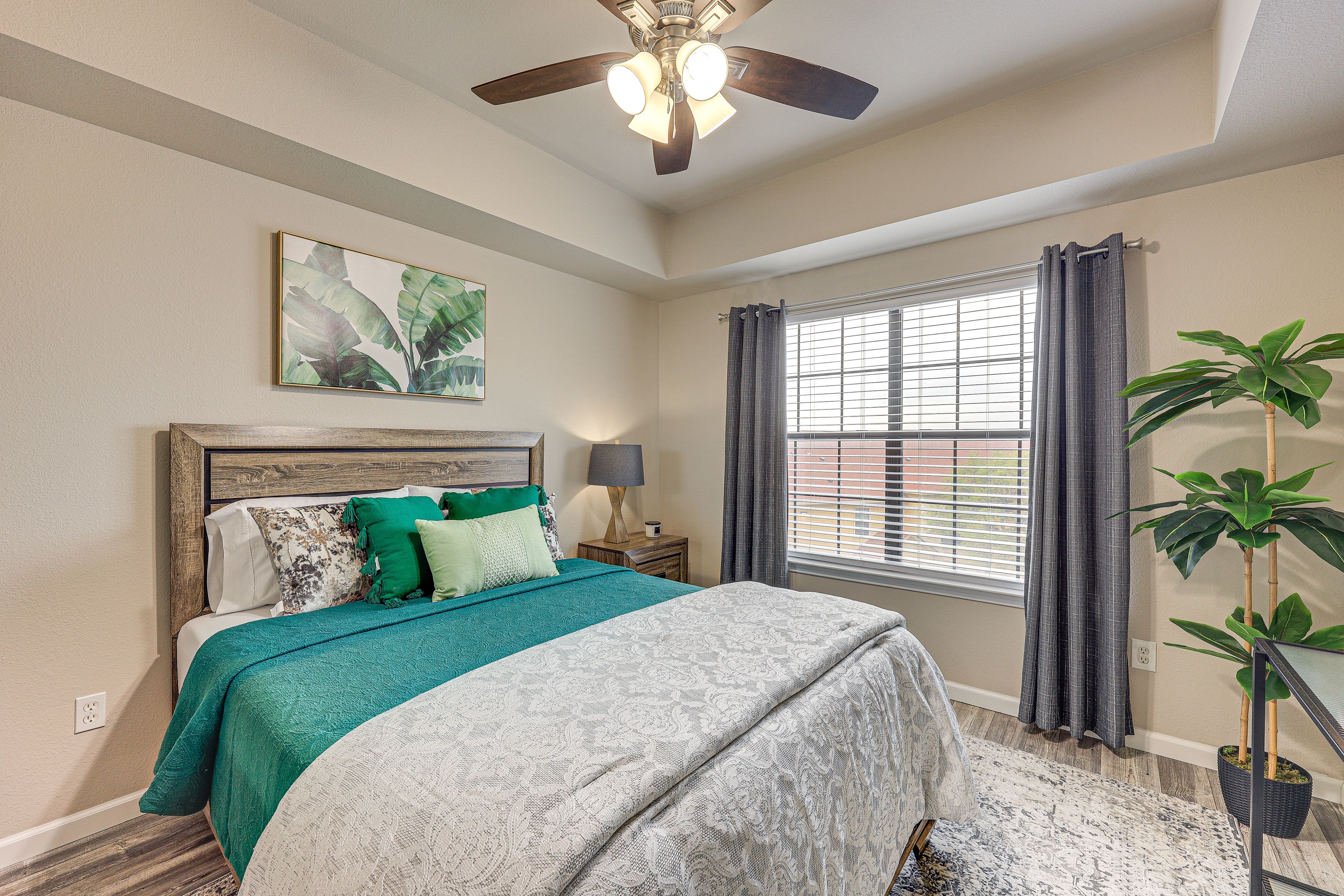 Bedroom 1 | King Bed | Linens Provided