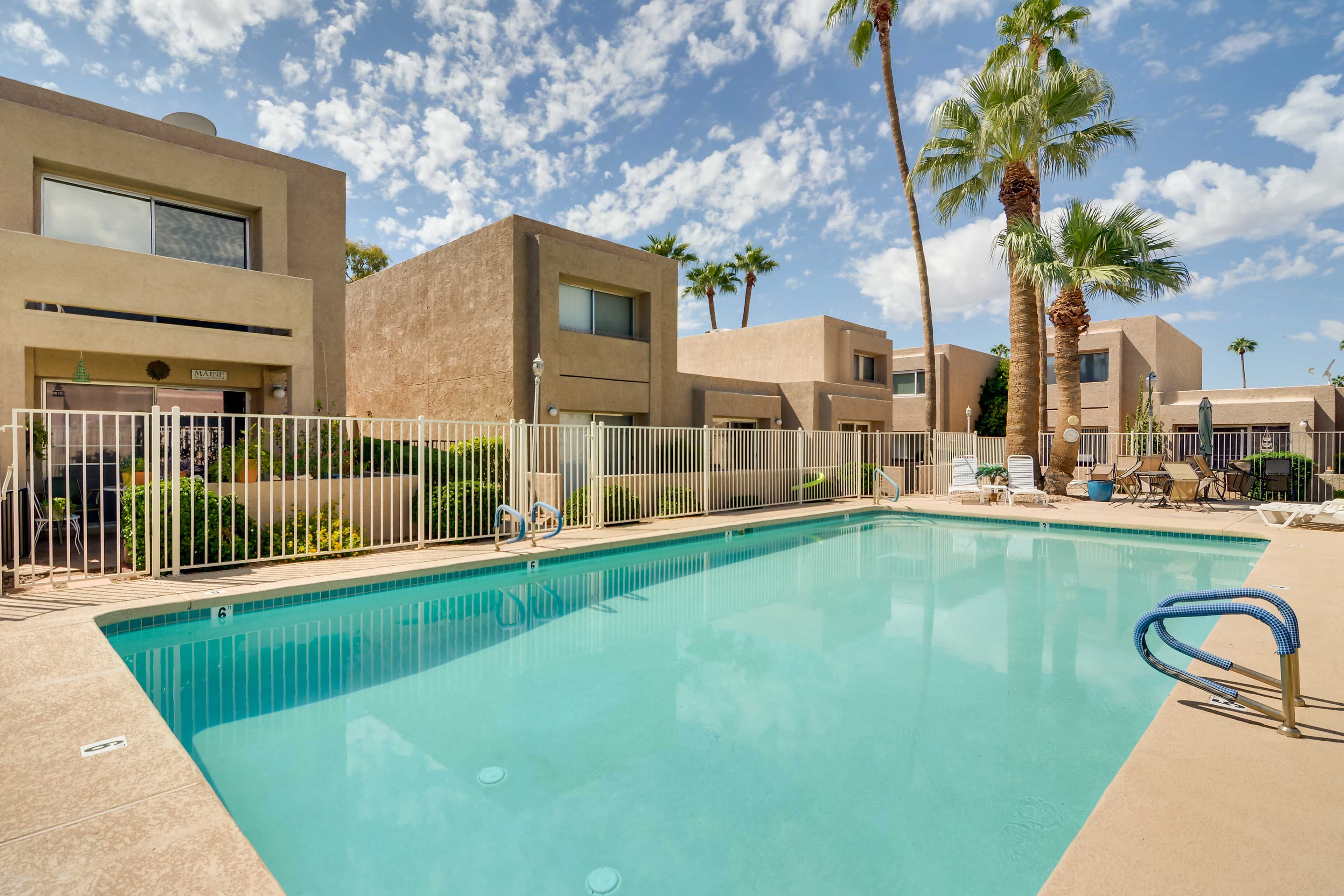 Mesa Vacation Rental | 2BR | 2BA | 1 Step to Enter | 1,504 Sq Ft