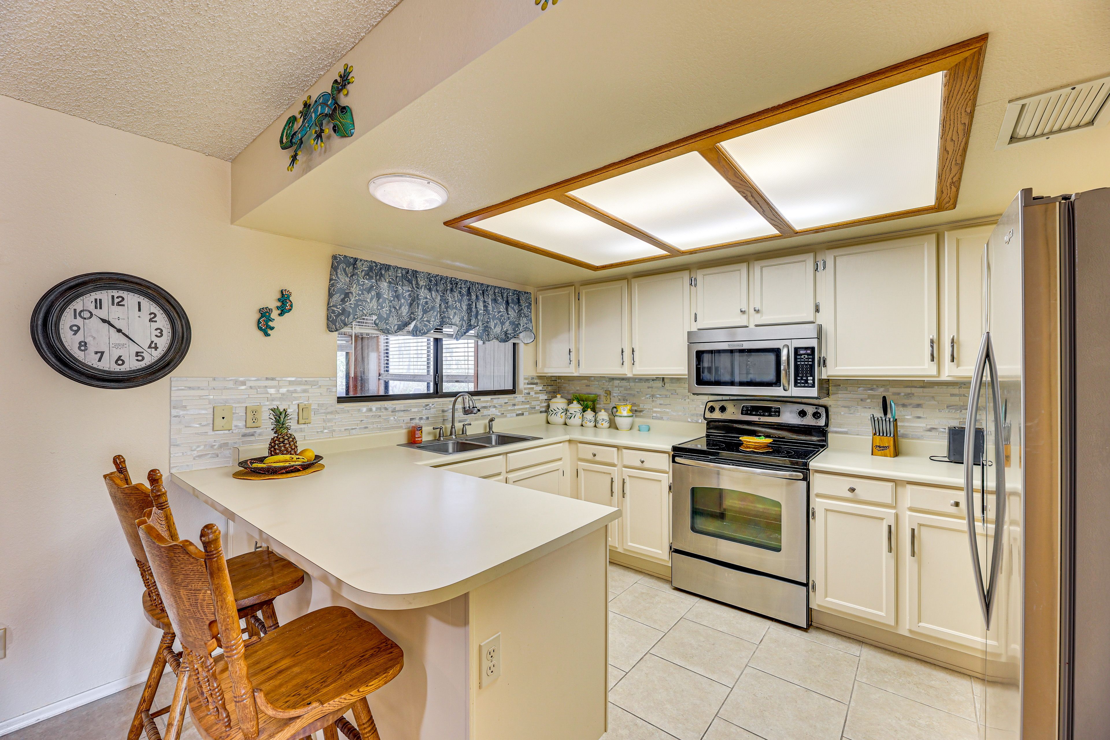 Kitchen | Keurig Coffee Maker | Dishwasher
