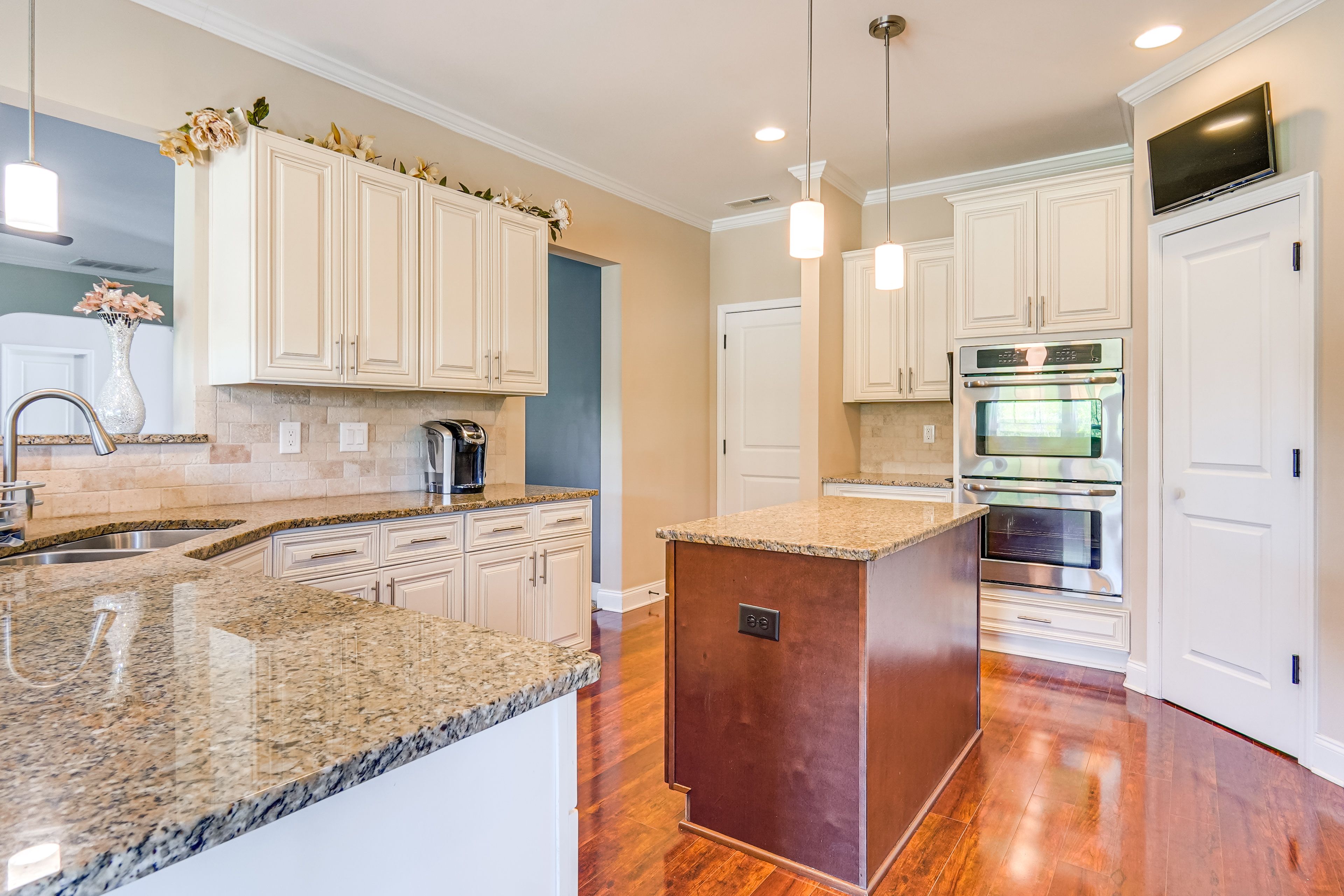 Kitchen | Cooking Basics | Keurig | 1st Floor