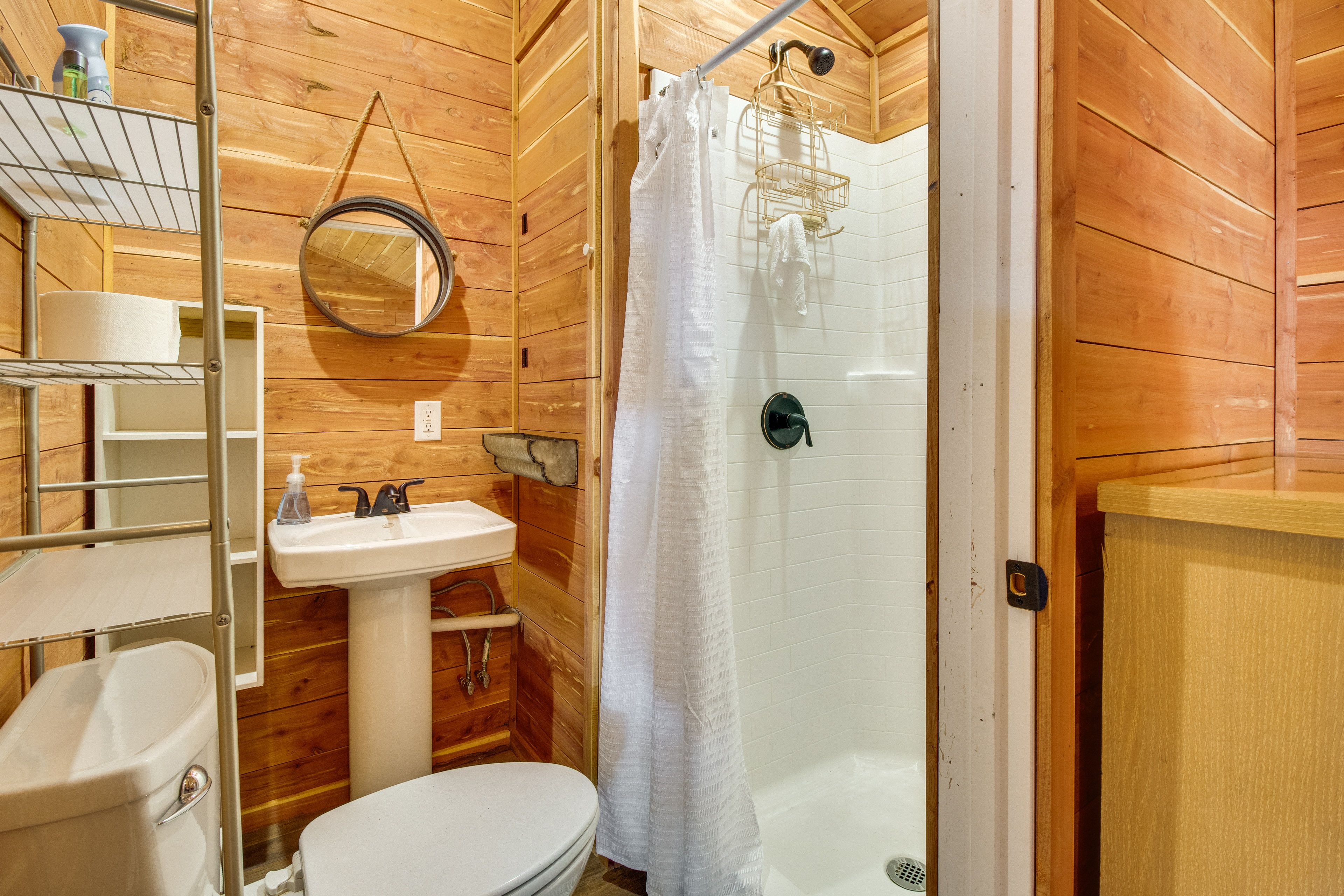 En-Suite Bathroom