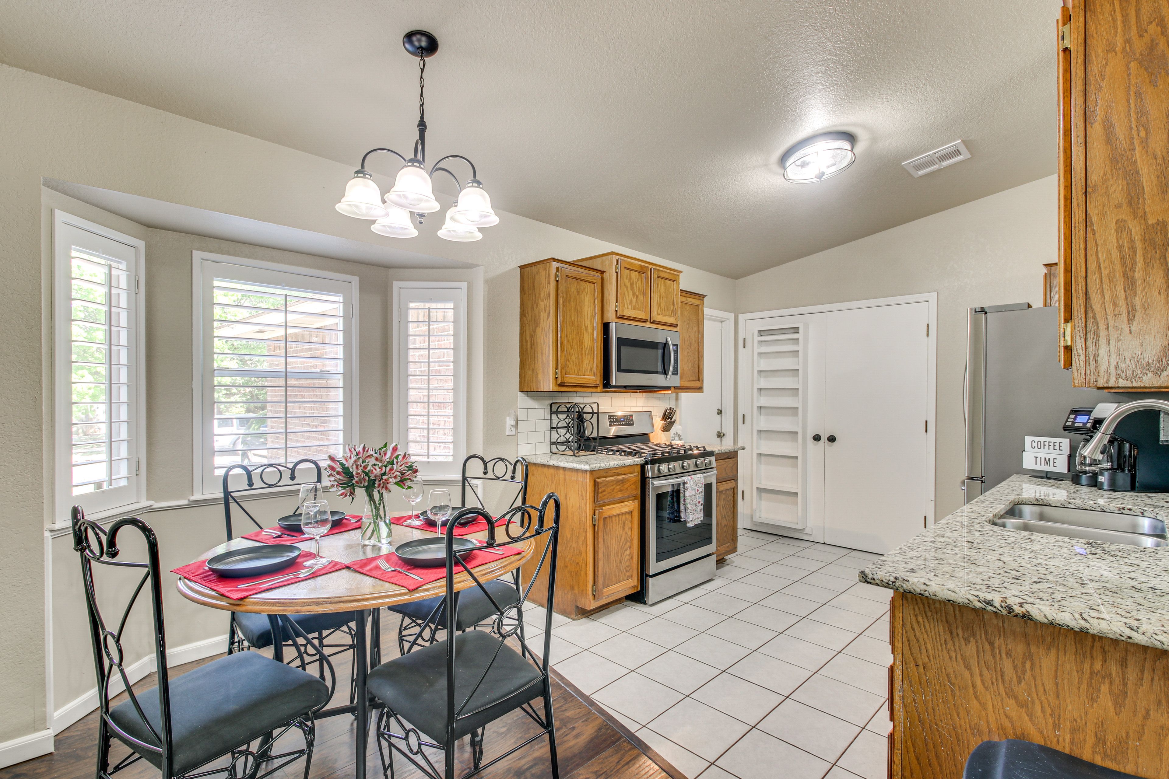 Dining Area/Kitchen | Dishware & Flatware | Cooking Basics